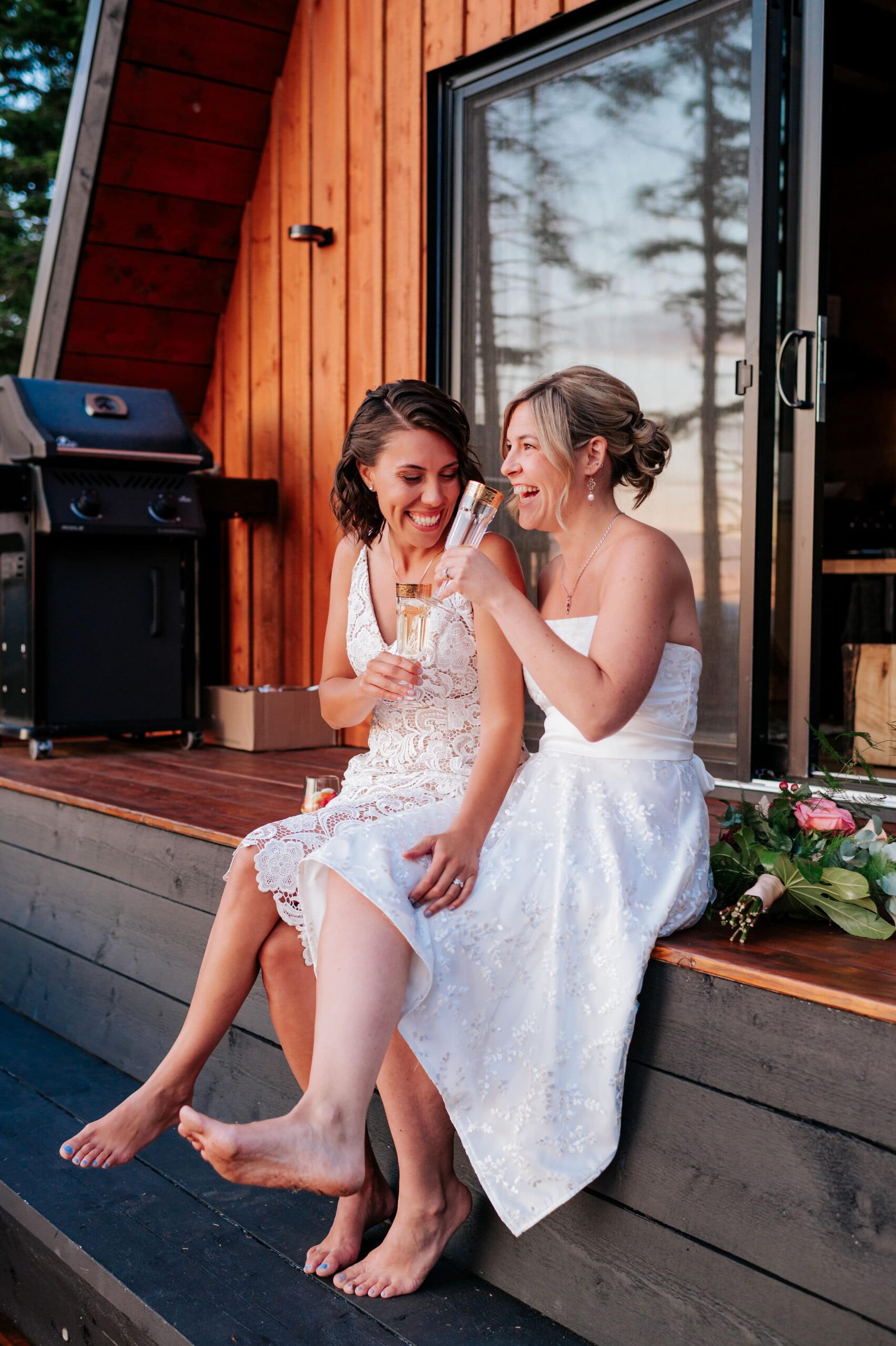 An Off-Grid Sunset Elopement in the Mountains of Québec – photo 26