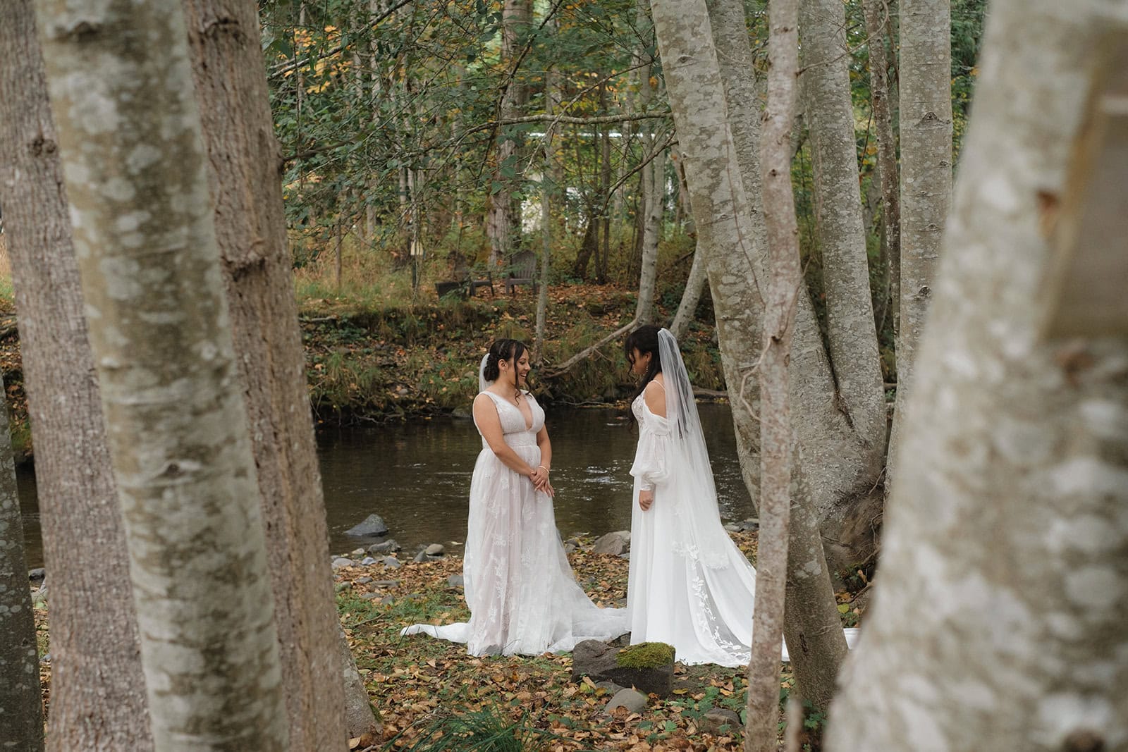 Muddy Dresses and Coastal Cabins: A Port Angeles Beach Elopement – photo 7