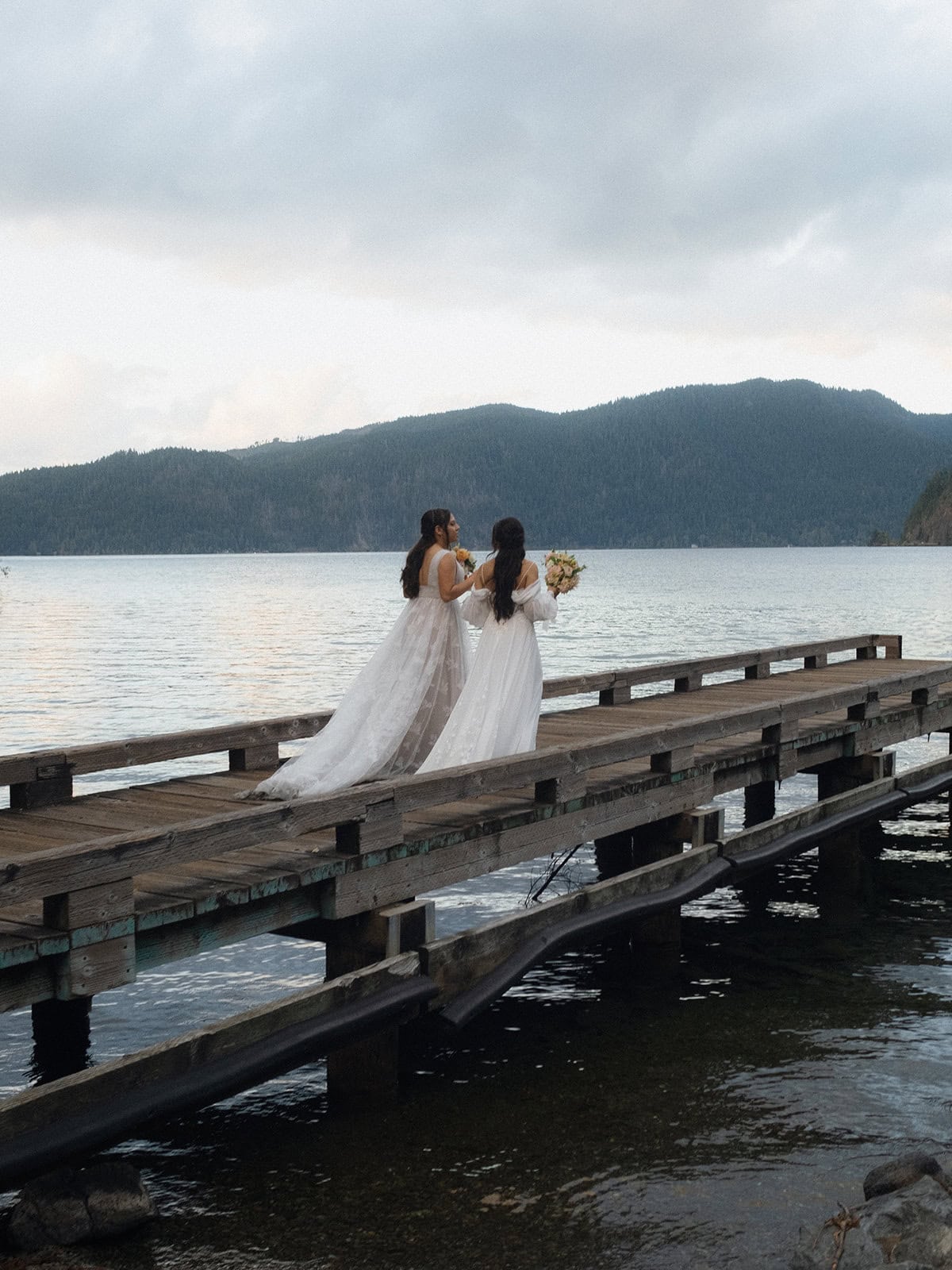 Muddy Dresses and Coastal Cabins: A Port Angeles Beach Elopement – photo 24