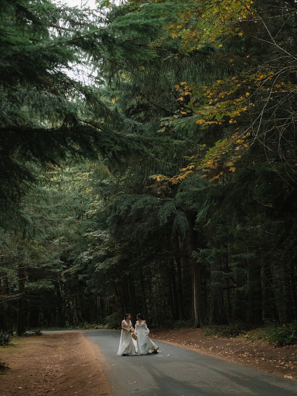 Muddy Dresses and Coastal Cabins: A Port Angeles Beach Elopement – photo 32