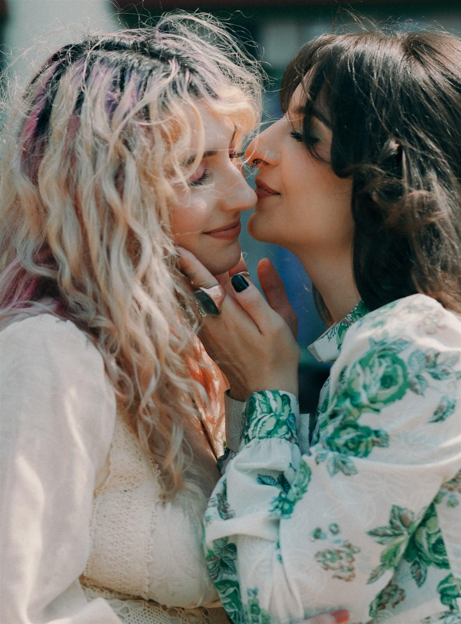 Eclectic Vintage Fashion for a Boardwalk Elopement in Asbury Park โ photo 8
