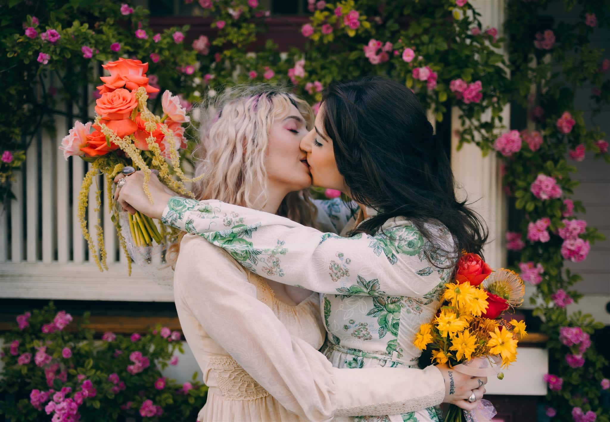 Eclectic Vintage Fashion for a Boardwalk Elopement in Asbury Park โ photo 22