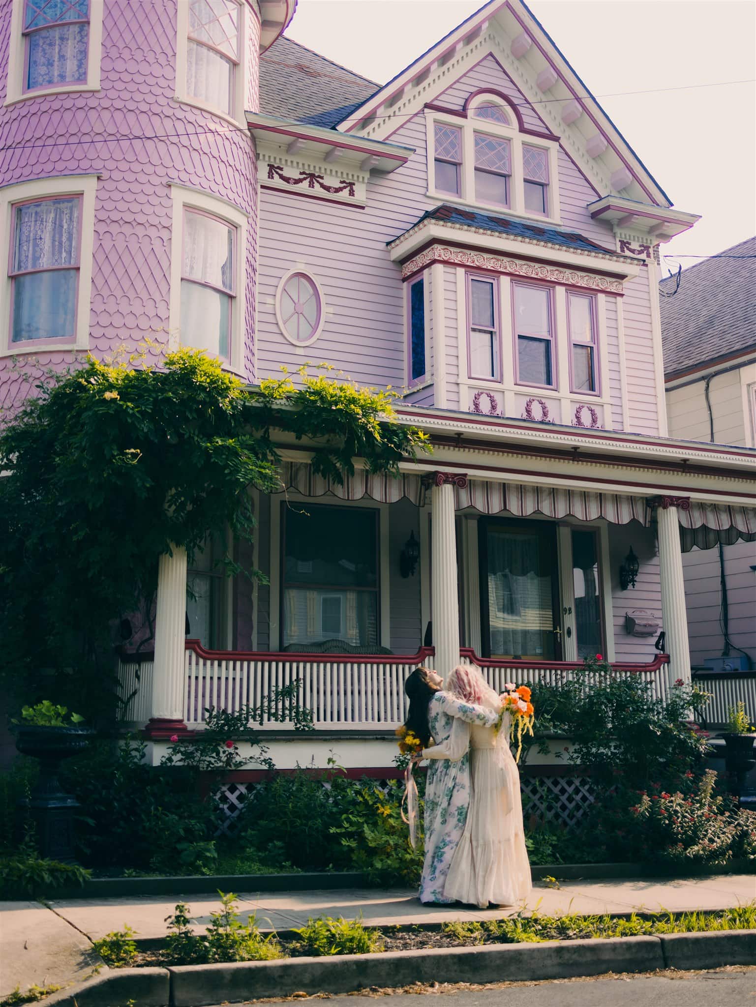 Eclectic Vintage Fashion for a Boardwalk Elopement in Asbury Park โ photo 23
