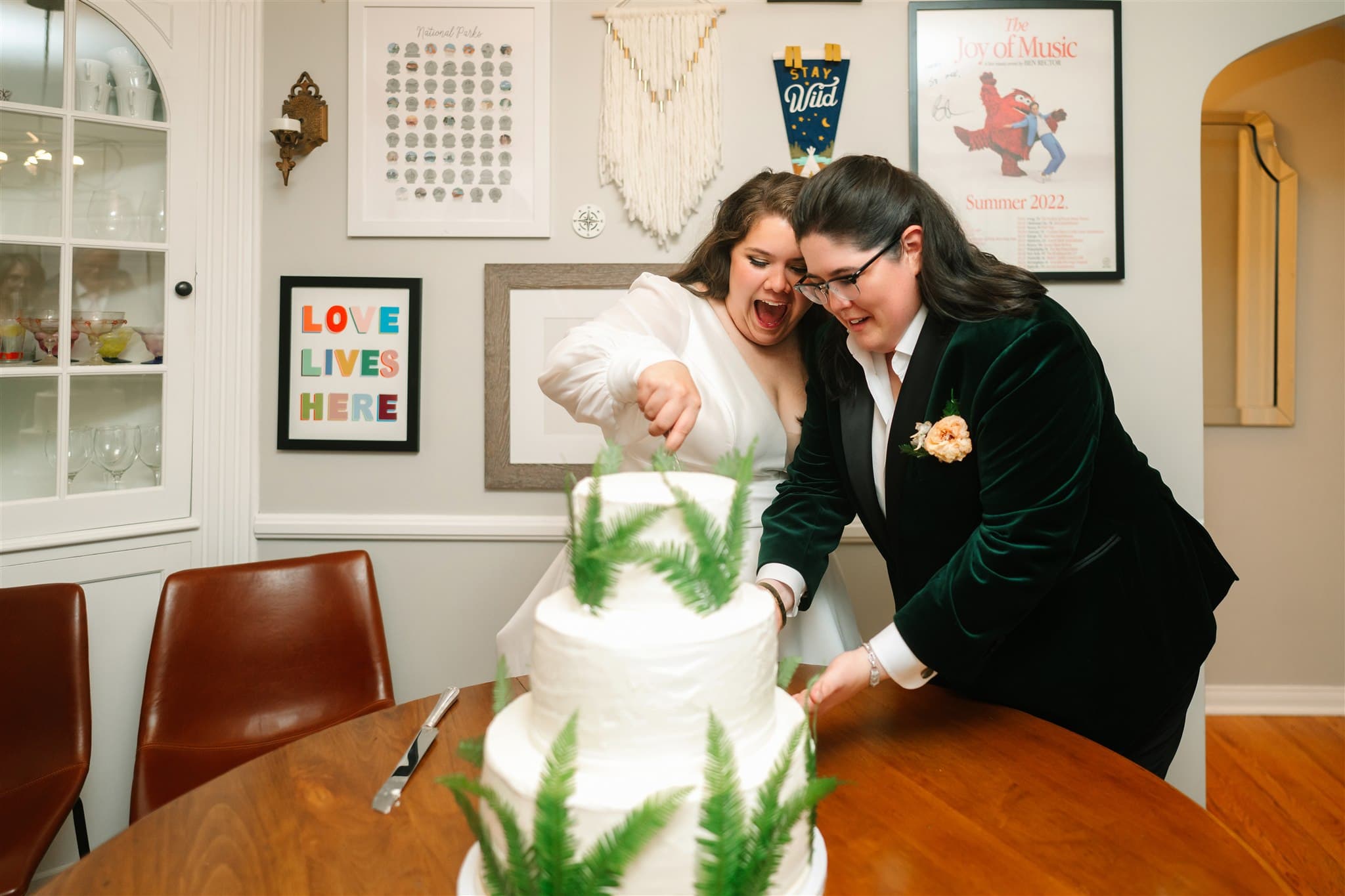 A Des Moines Backyard Wedding with Lanterns and S’mores – photo 22