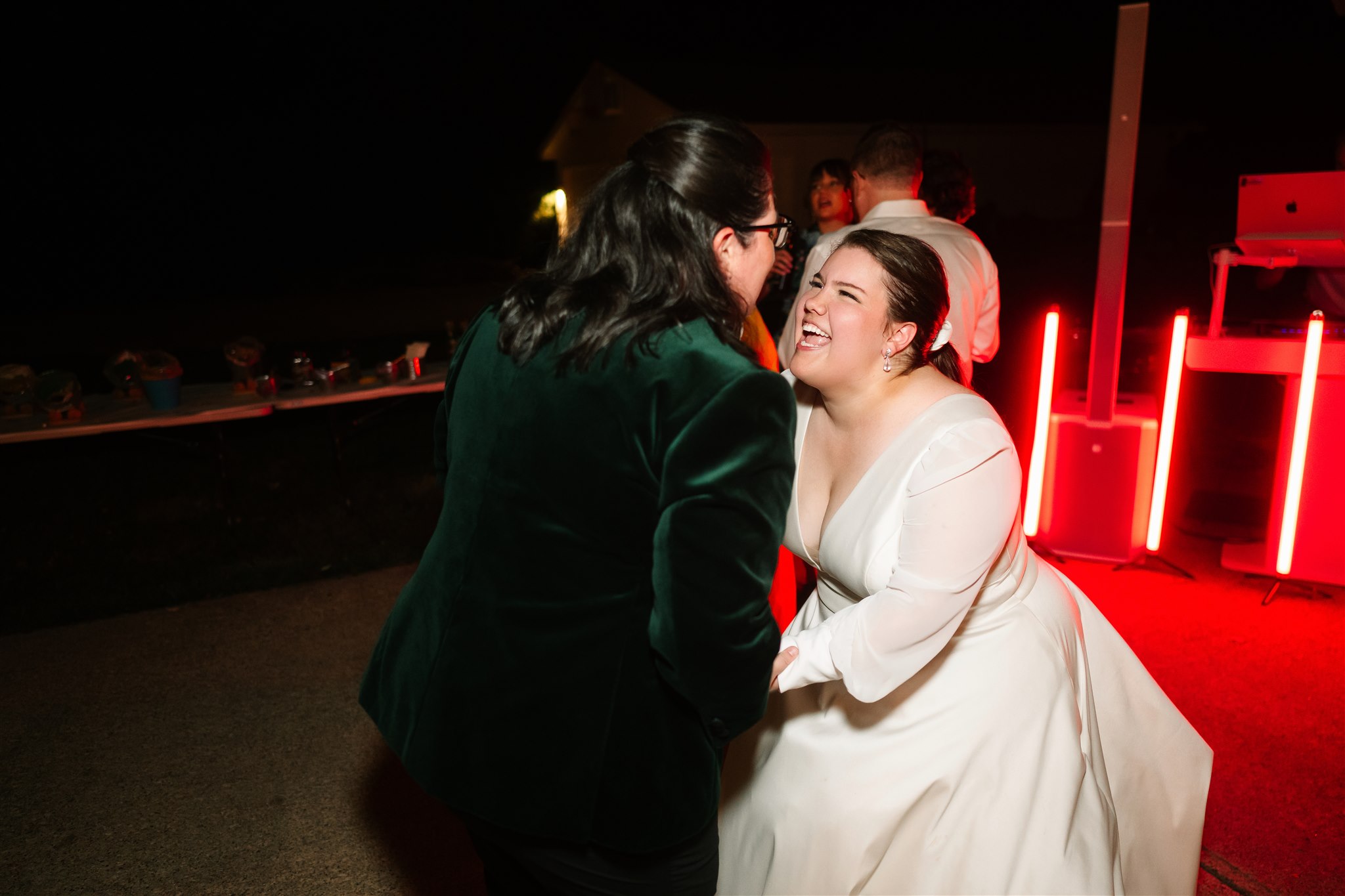 A Des Moines Backyard Wedding with Lanterns and S’mores – photo 24