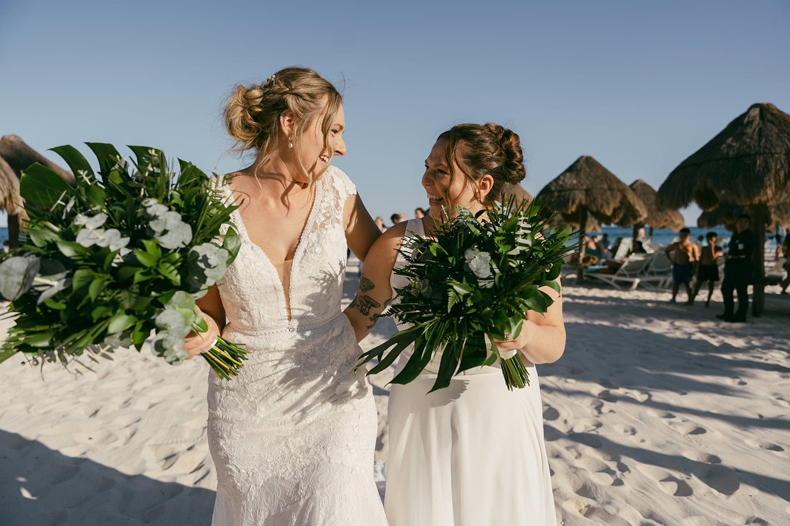 An Intimate Riviera Maya Wedding with Handwritten Vows and Barefoot Dancing – photo 14