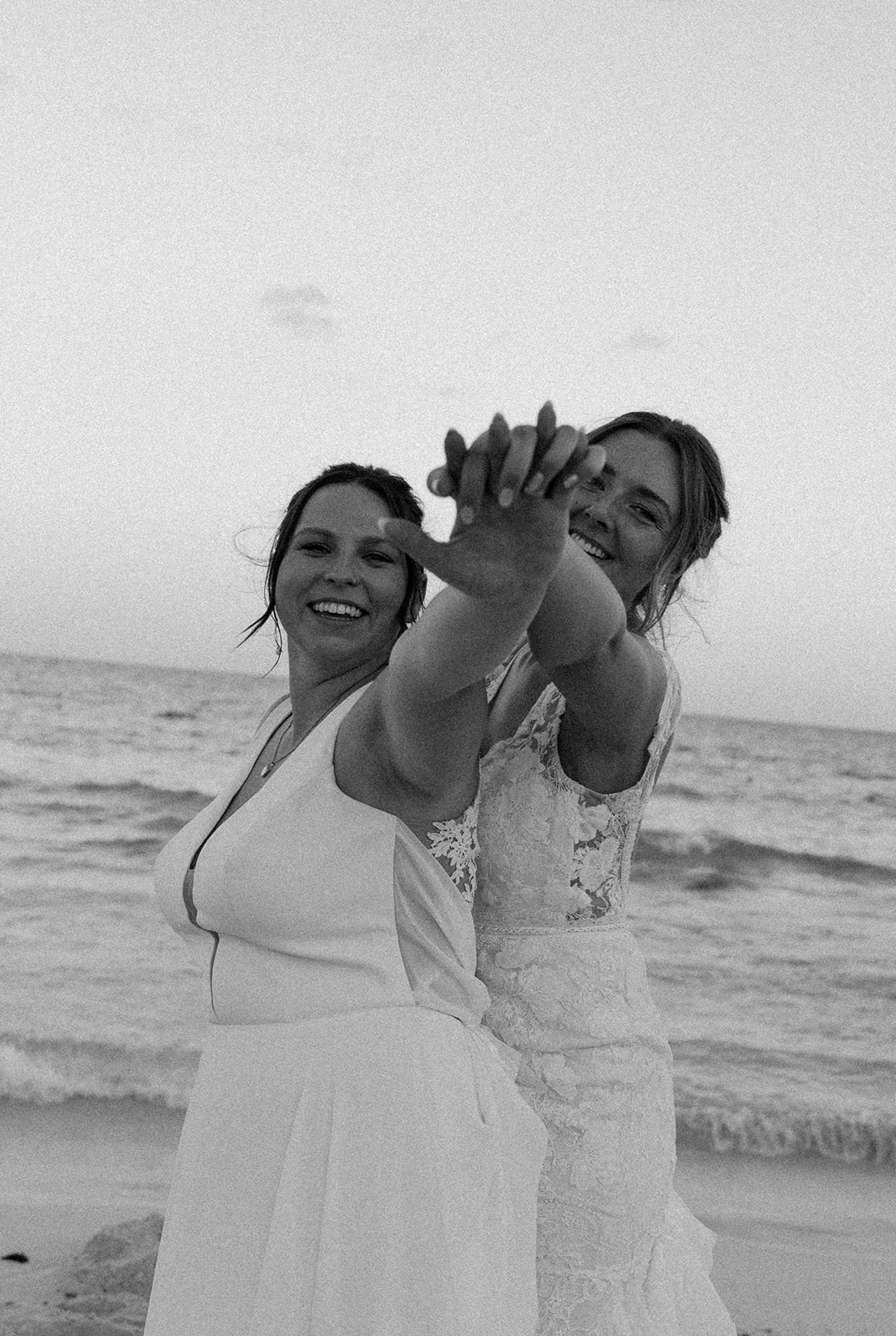 An Intimate Riviera Maya Wedding with Handwritten Vows and Barefoot Dancing – photo 22