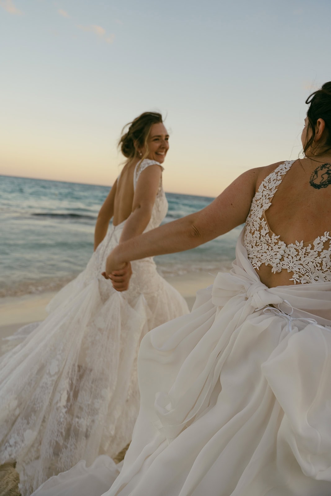 An Intimate Riviera Maya Wedding with Handwritten Vows and Barefoot Dancing – photo 23