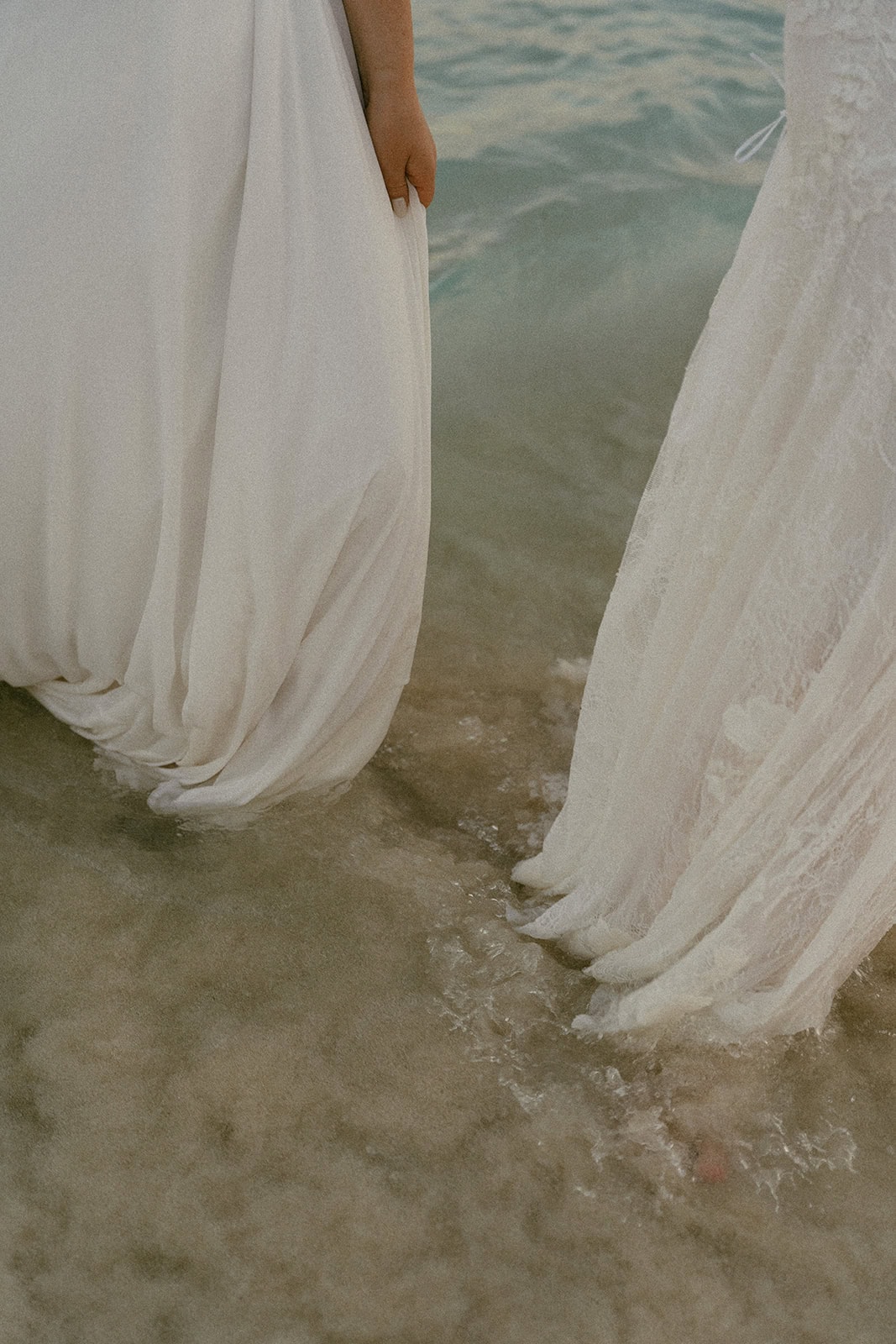 An Intimate Riviera Maya Wedding with Handwritten Vows and Barefoot Dancing – photo 24