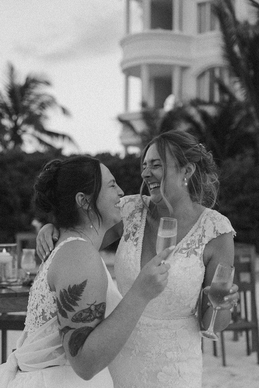 An Intimate Riviera Maya Wedding with Handwritten Vows and Barefoot Dancing – photo 26