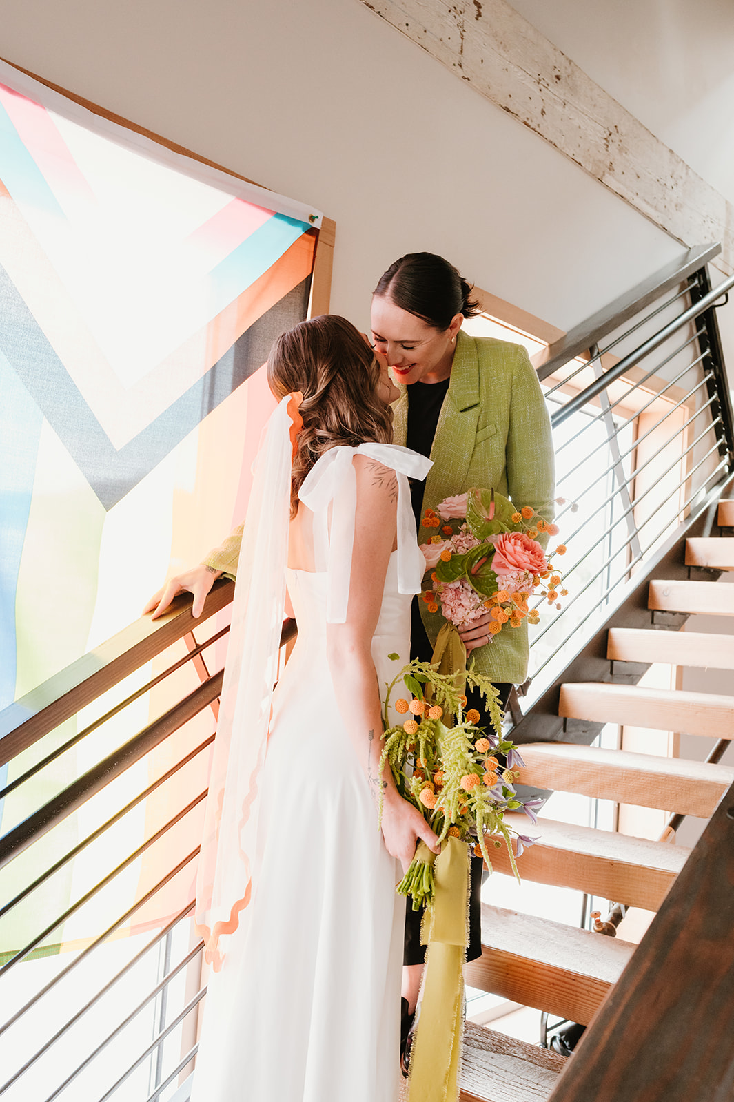 Playful Palettes and Bold Design at an Oregon Waterfront Elopement – photo 18