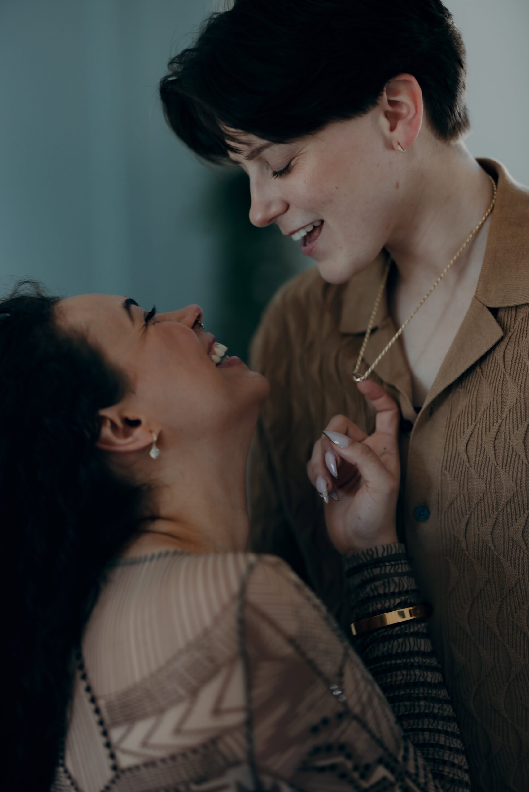 From Bumble to the Shore: A New Jersey Cabin Engagement – photo 12