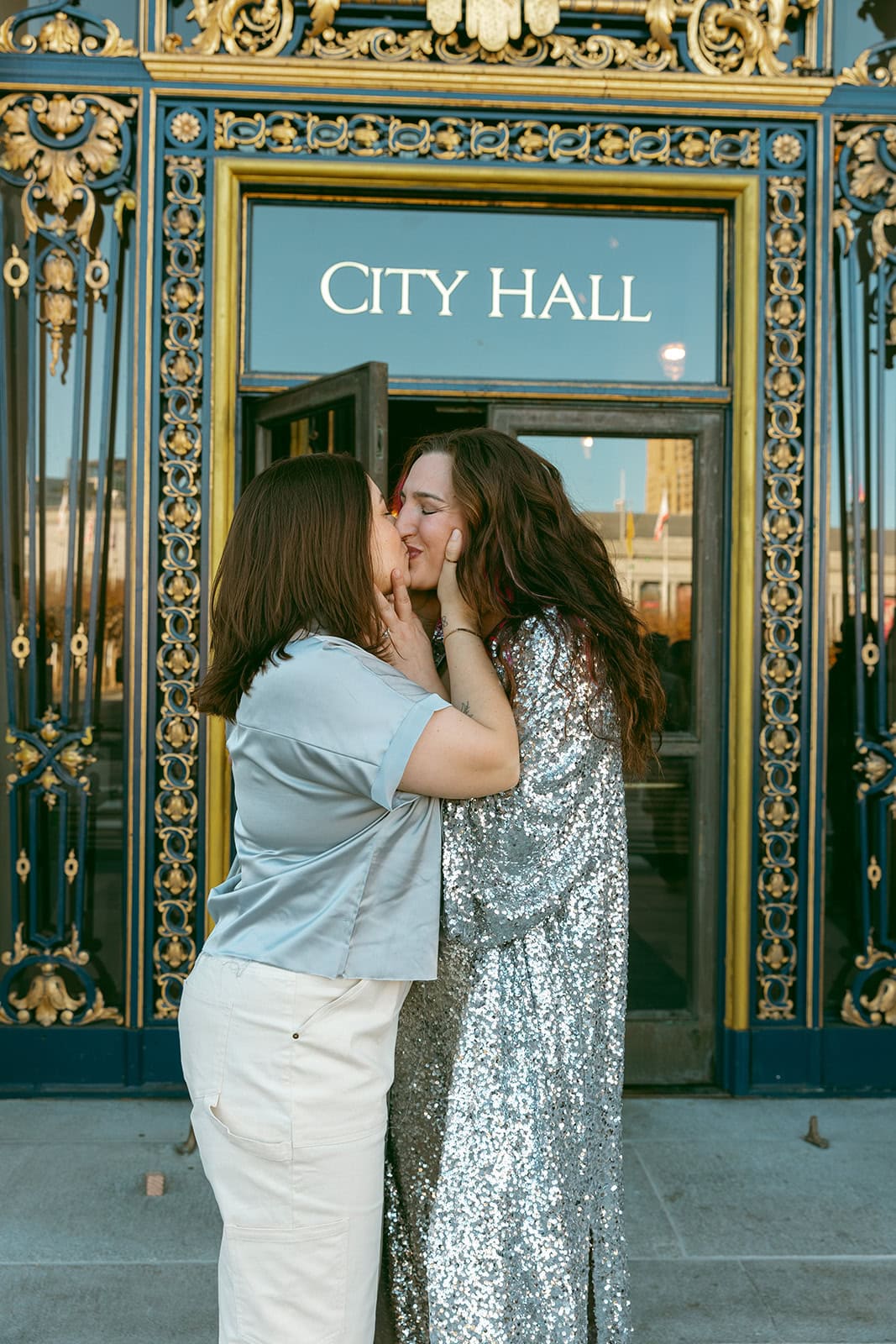 Sequins, Sneakers, and Sunset Vows: A San Francisco Elopement – photo 3