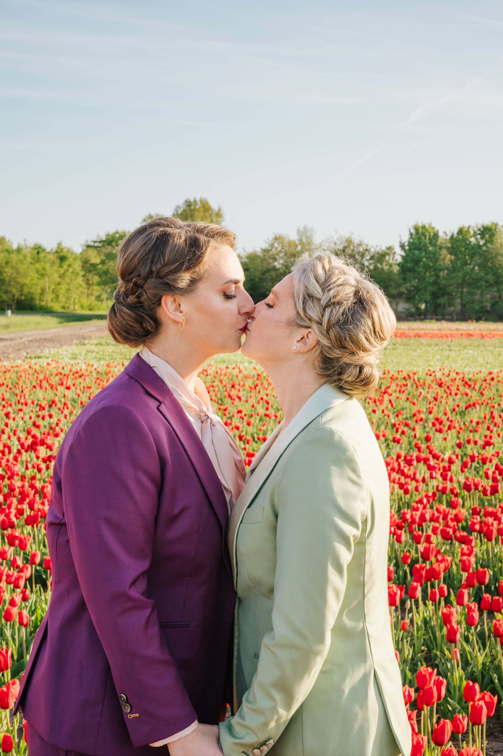 A Colorful Amsterdam Tulip Field Elopement โ photo 10