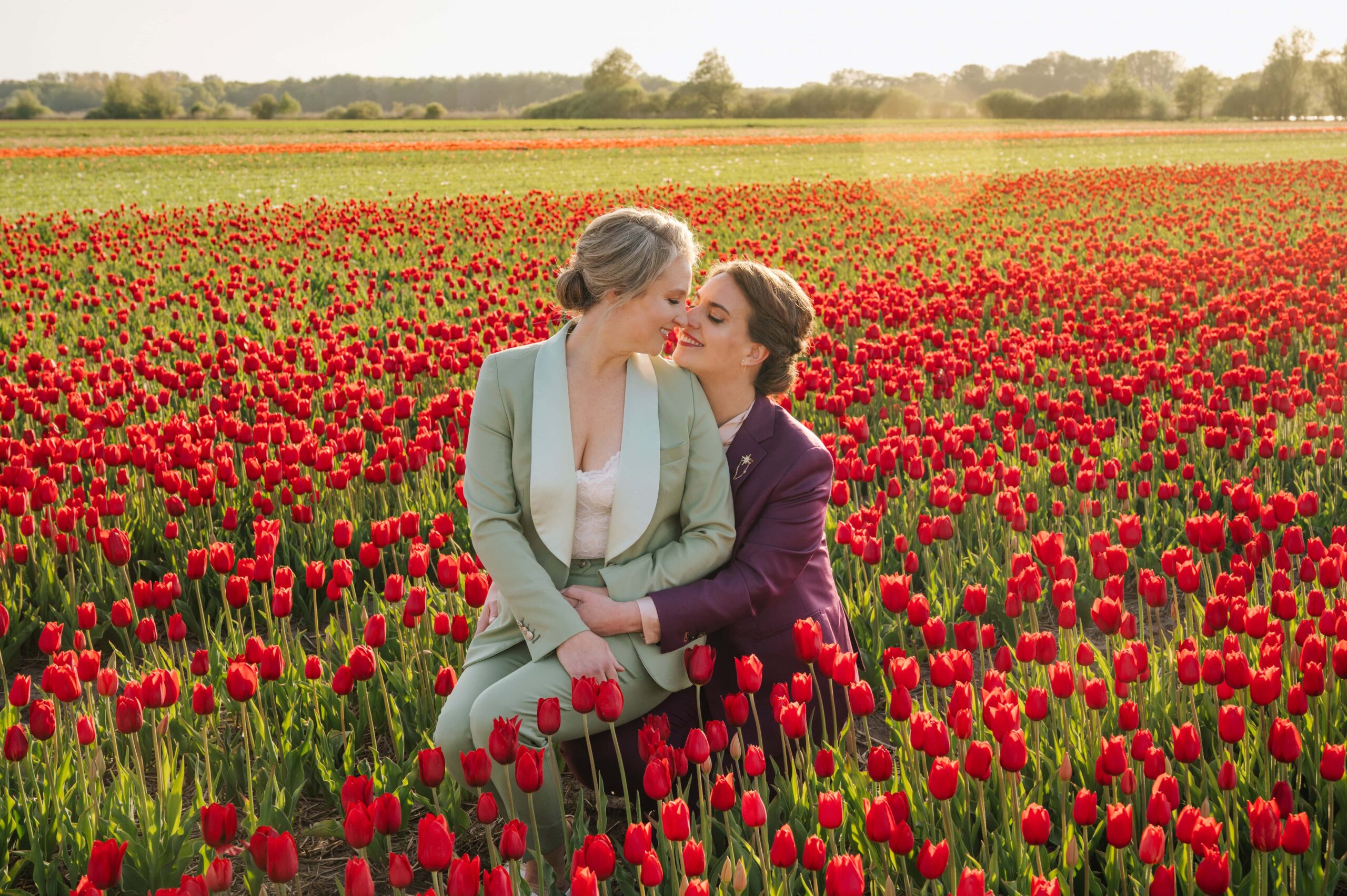 A Colorful Amsterdam Tulip Field Elopement โ photo 11