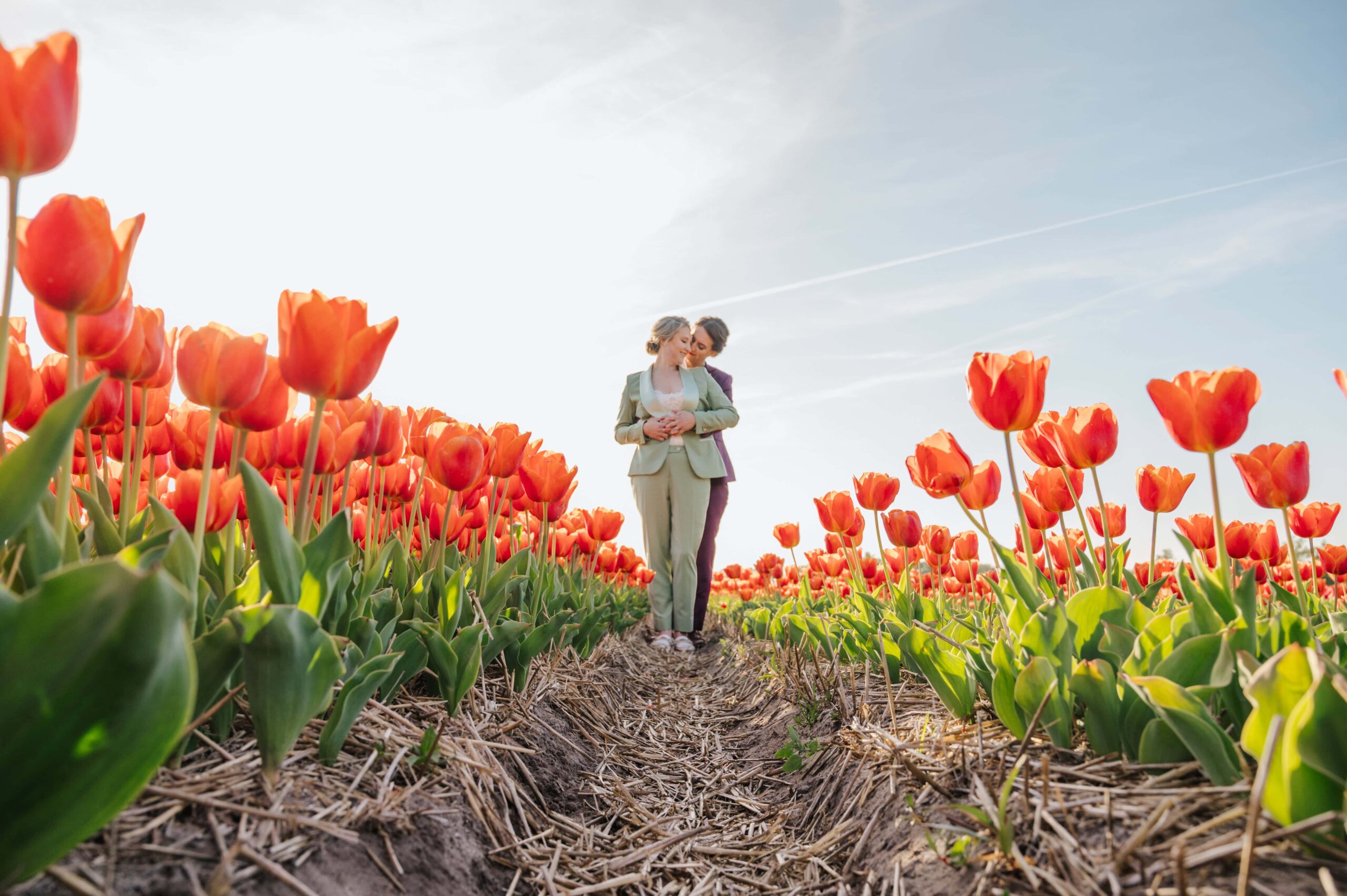 A Colorful Amsterdam Tulip Field Elopement โ photo 14