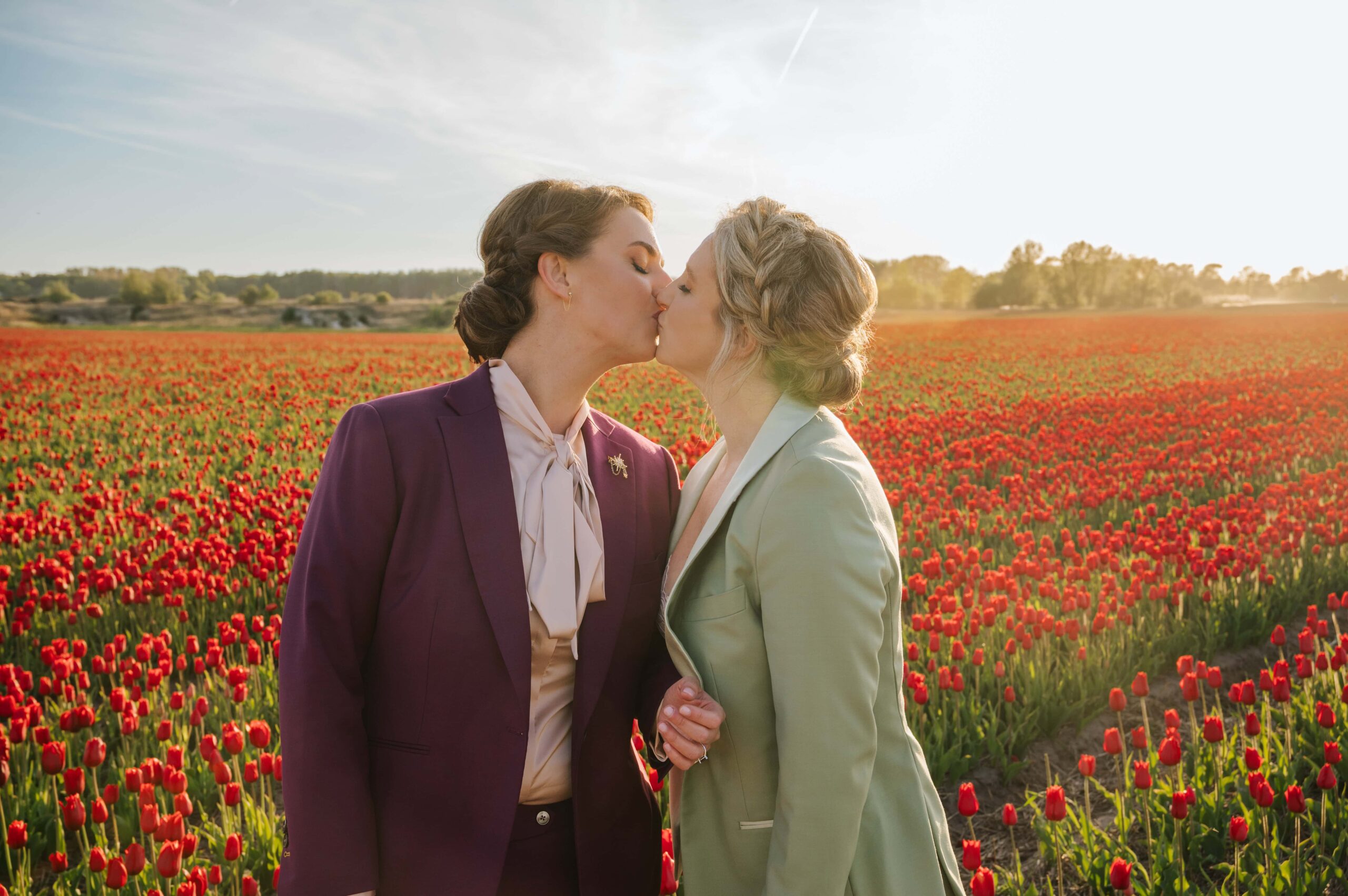 A Colorful Amsterdam Tulip Field Elopement โ photo 24