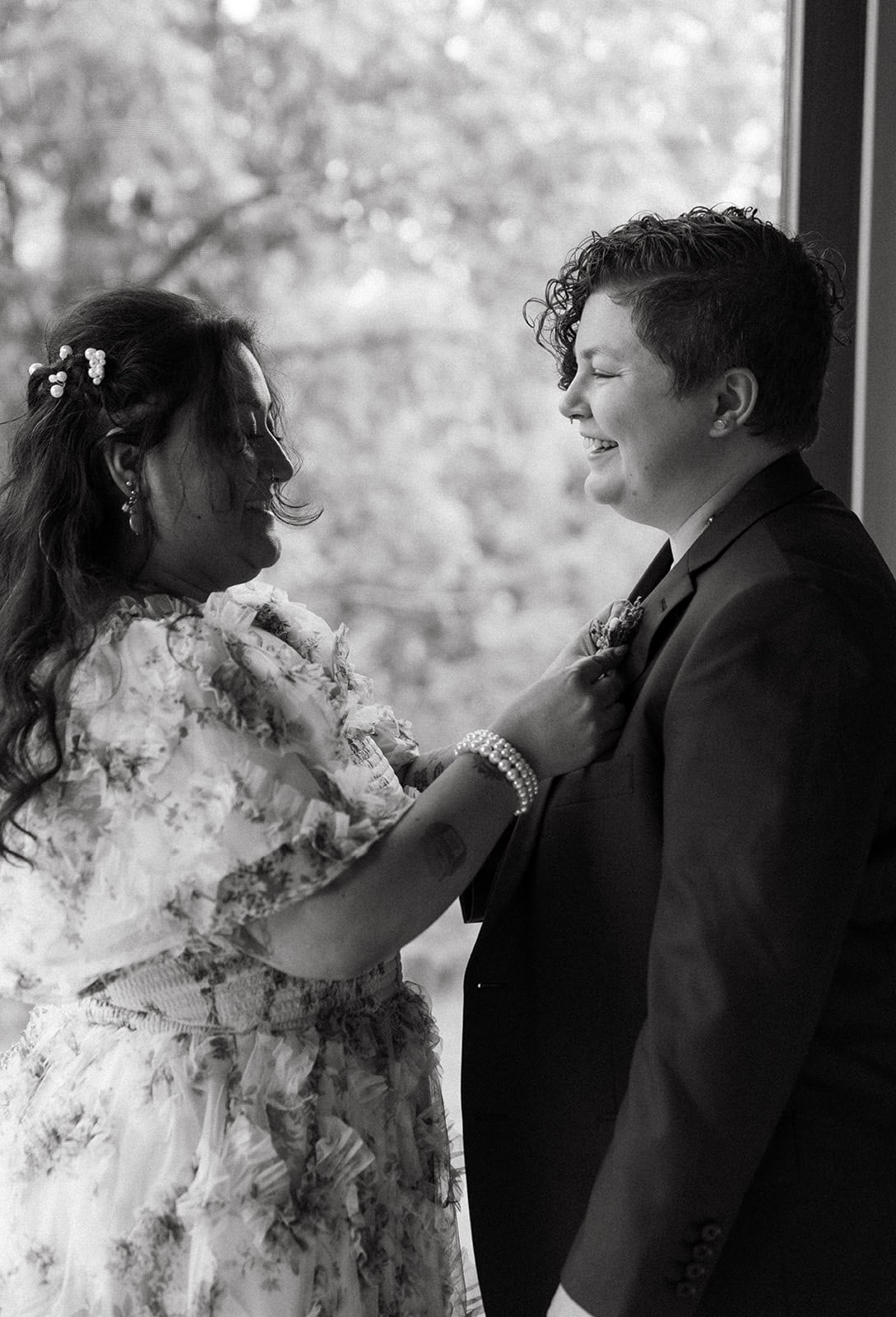 Thunderstorms \u0026 Wildflowers: A Door County Elopement, image size:1089x1600