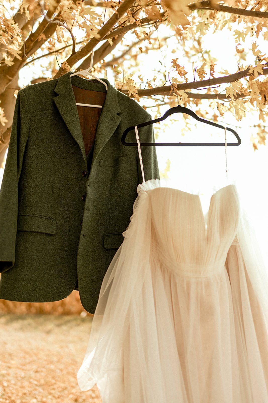 A Lord of the Rings Inspired Wedding at an Iowa Vineyard