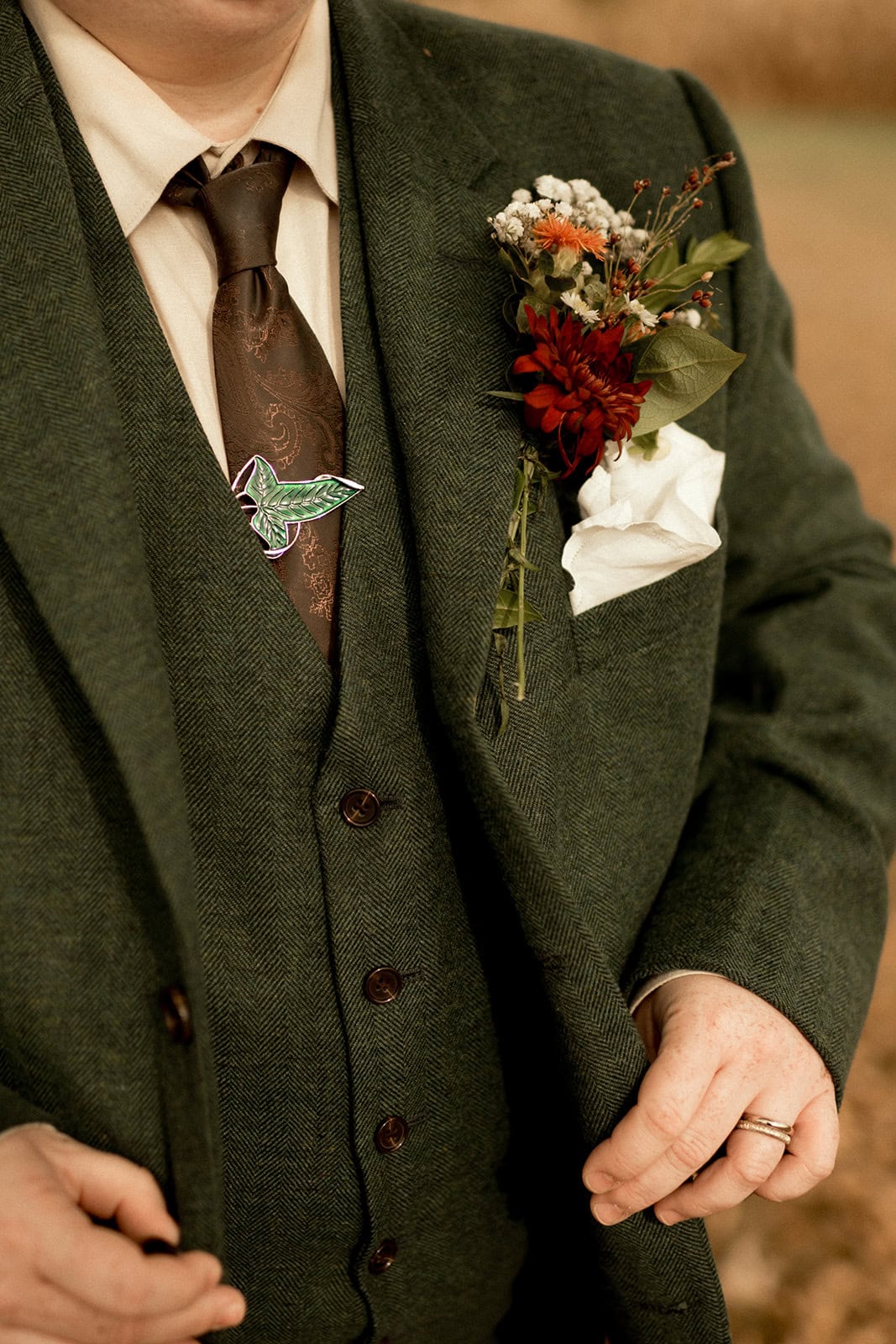 A Lord of the Rings Inspired Wedding at an Iowa Vineyard