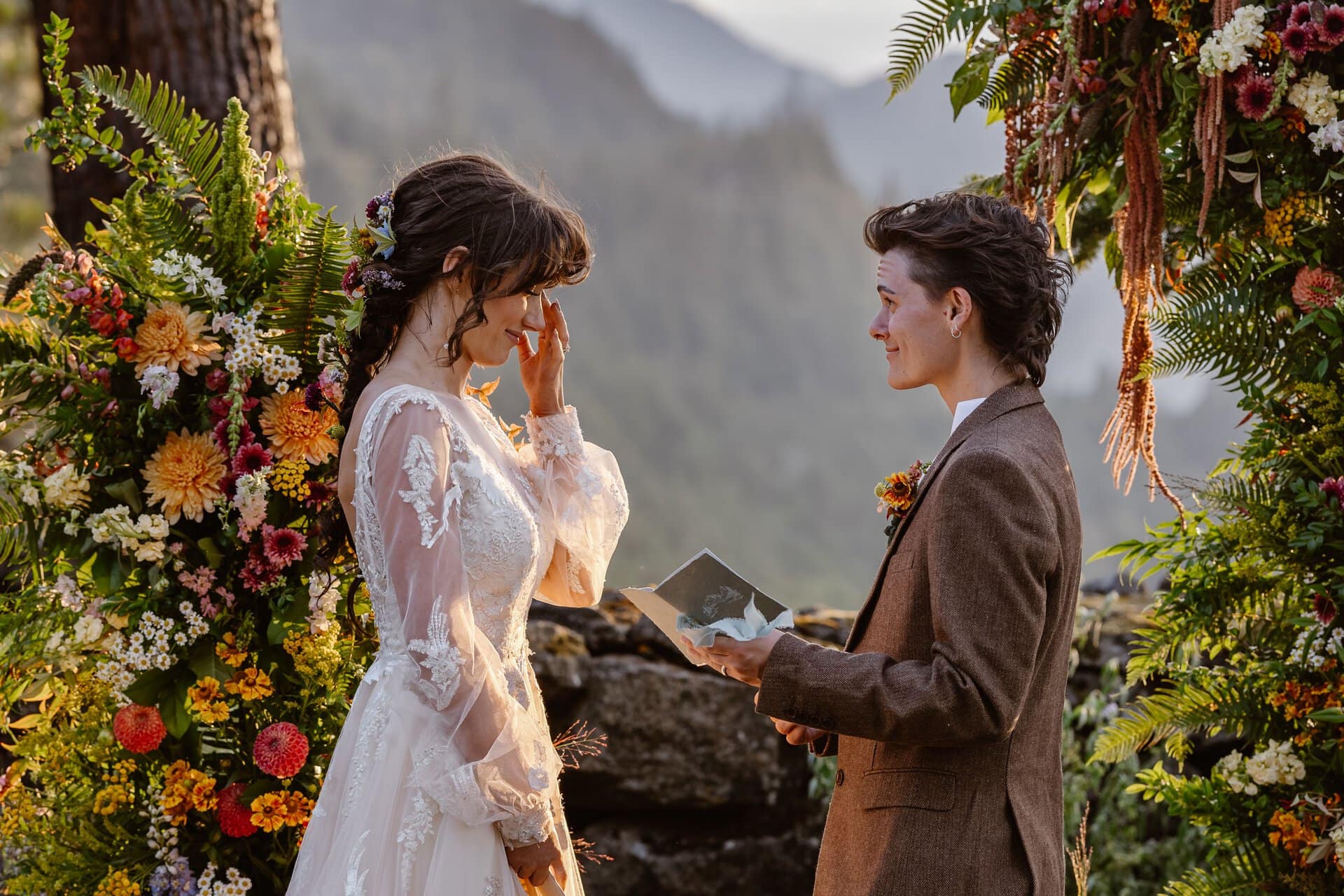 What Affirming Wedding Photography Really Looks Like for Trans and Non-Binary Lovers – photo 2