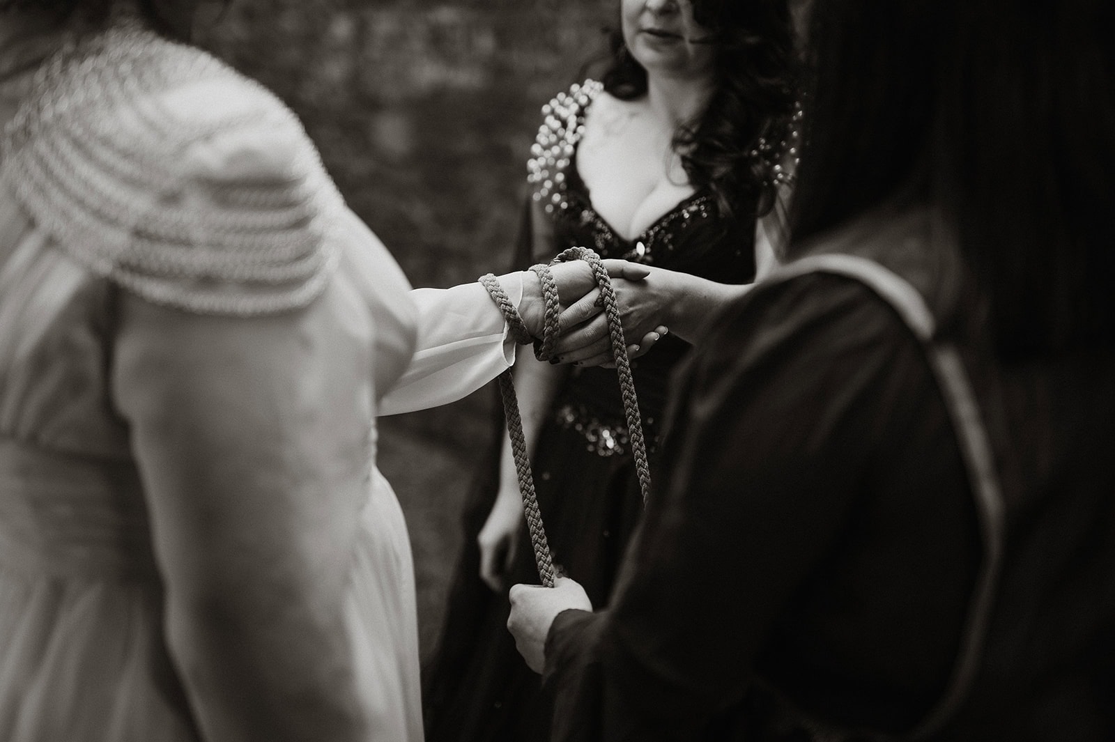 A Castlecore Romantasy Elopement at Bolton Castle – photo 8