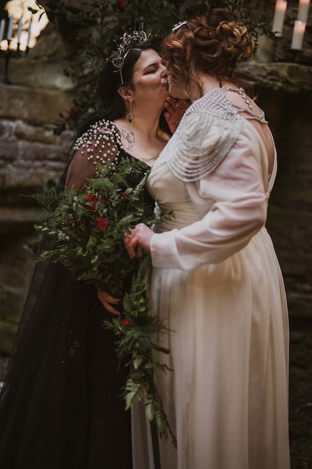 A Castlecore Romantasy Elopement at Bolton Castle – photo 14