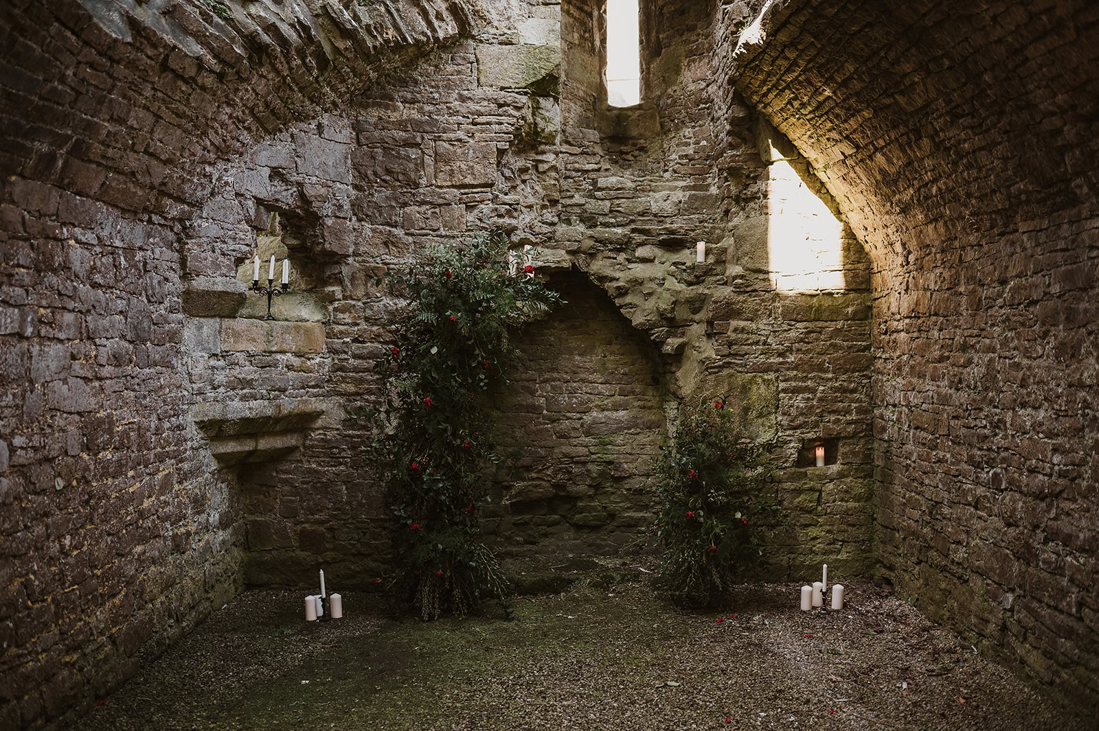 A Castlecore Romantasy Elopement at Bolton Castle – photo 16