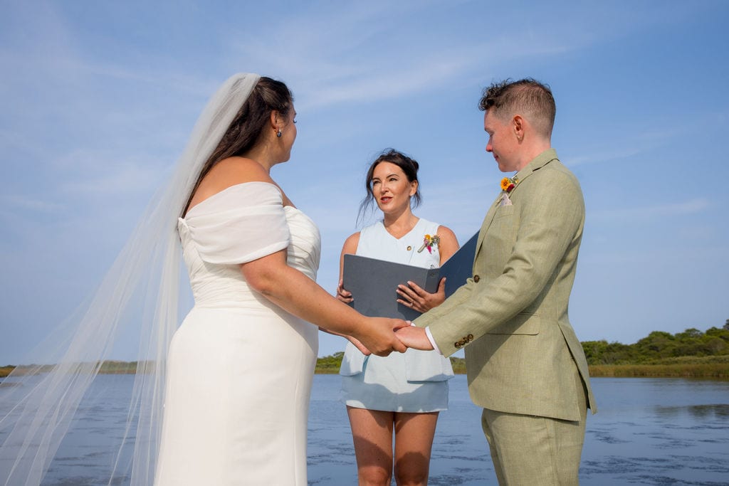 A Nantucket Summer Elopement with Wildflowers and Dockside Vows – photo 5