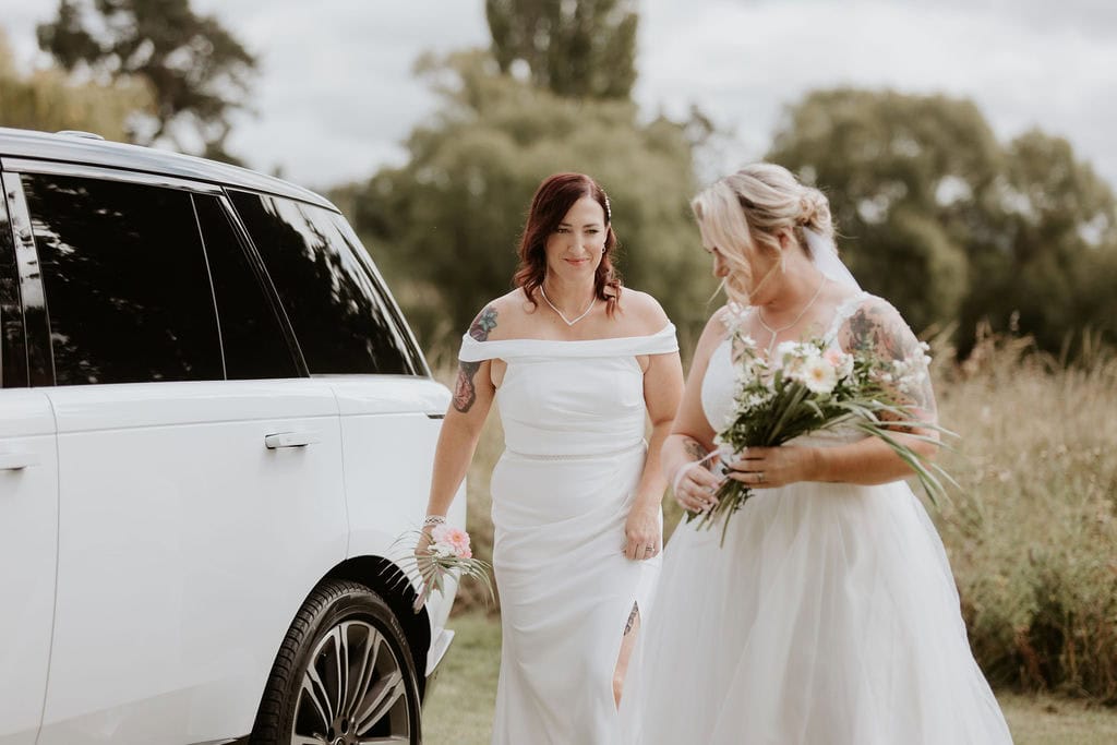 A North Canterbury Elopement Set Among the Vines – photo 1