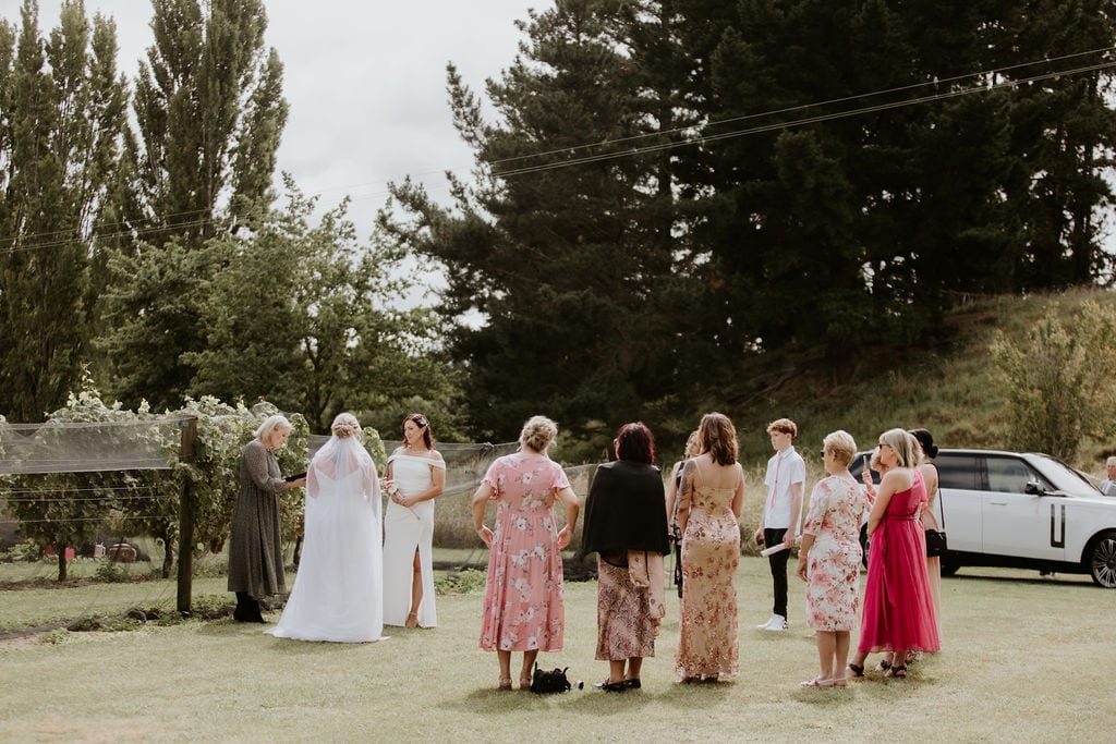 A North Canterbury Elopement Set Among the Vines – photo 2