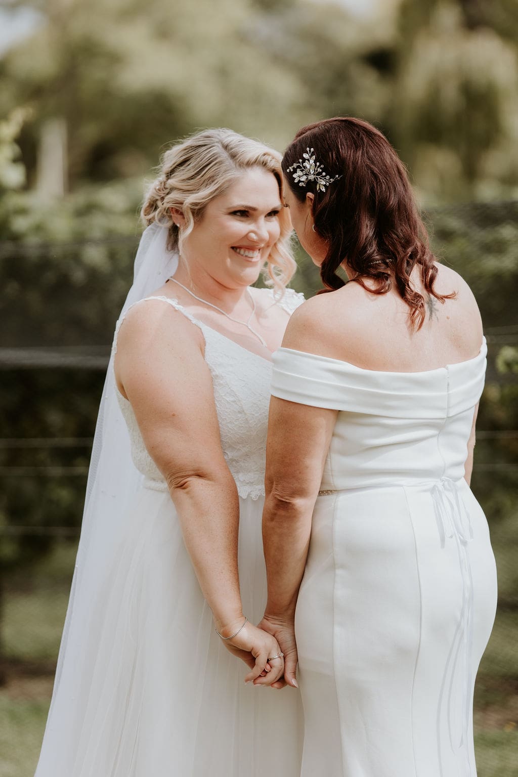 A North Canterbury Elopement Set Among the Vines – photo 4