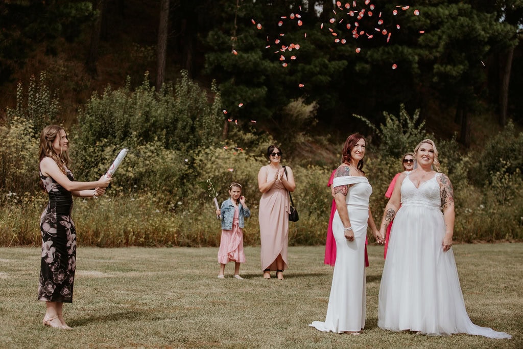A North Canterbury Elopement Set Among the Vines – photo 5