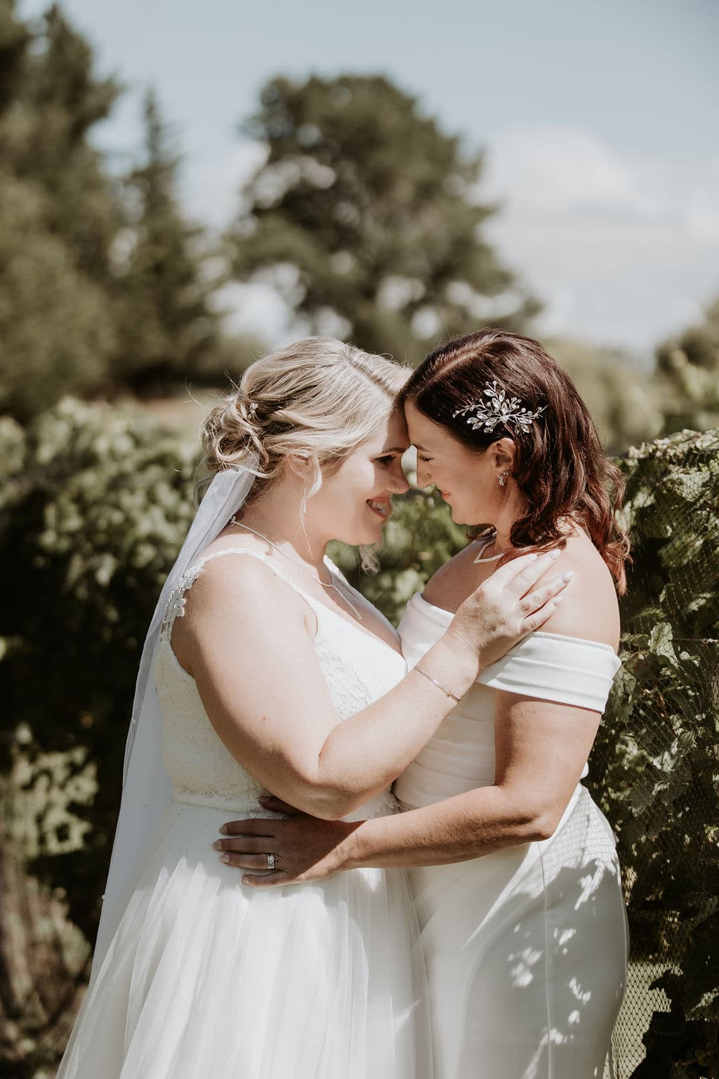 A North Canterbury Elopement Set Among the Vines – photo 7