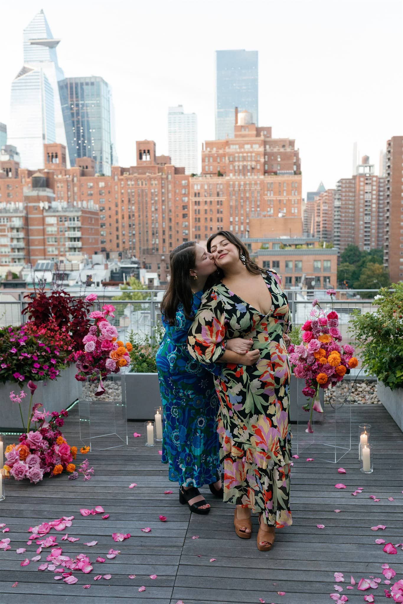 A Lesbian Flag Inspired Rooftop Proposal in NYC – photo 14