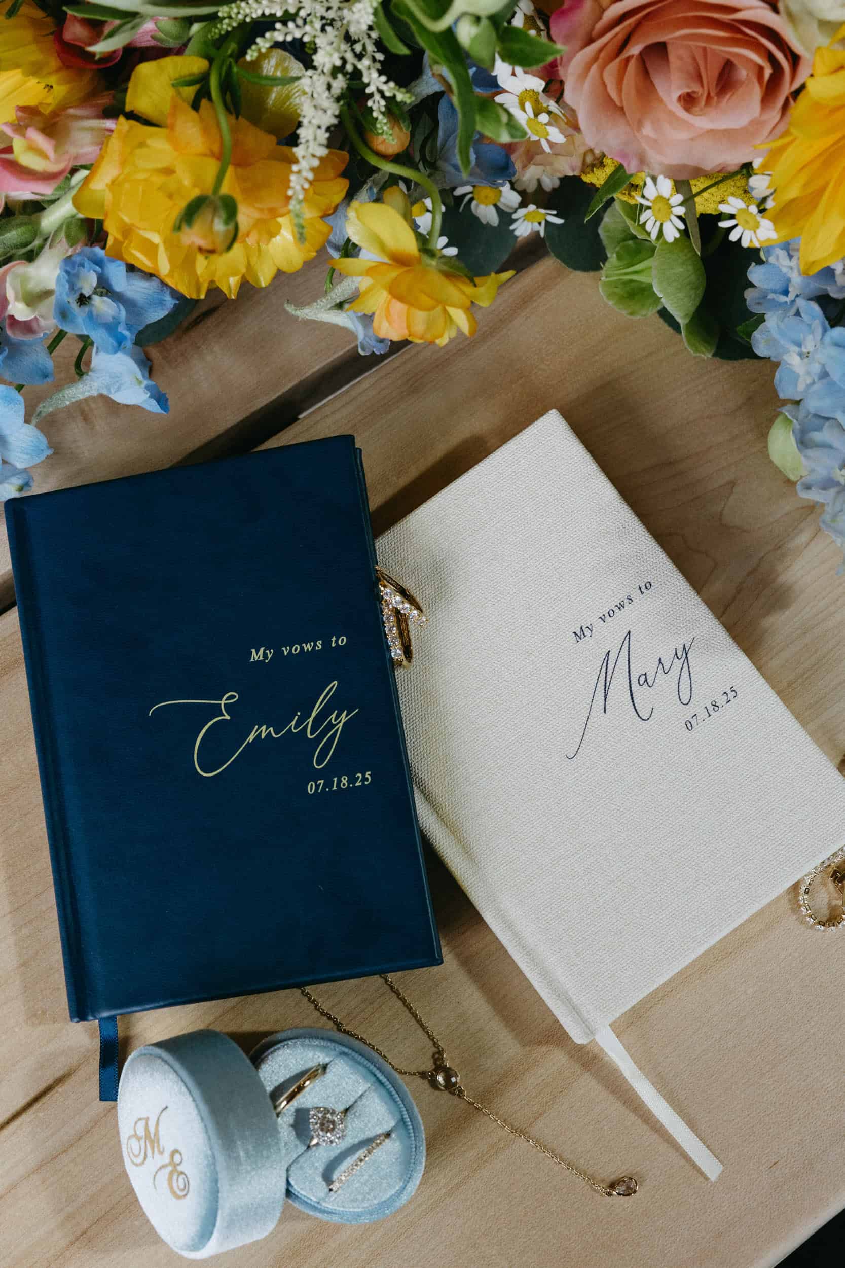 Cats, Quilts, and Champagne: A Breckenridge Elopement โ photo 3
