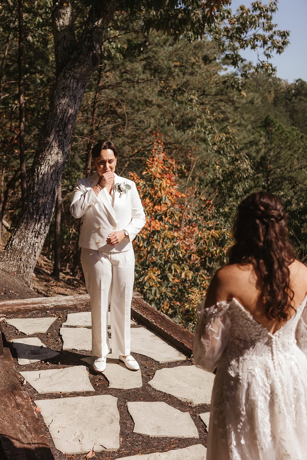 A Smoky Mountain Wedding with Cuban Food and a Packed Dance Floor – photo 3