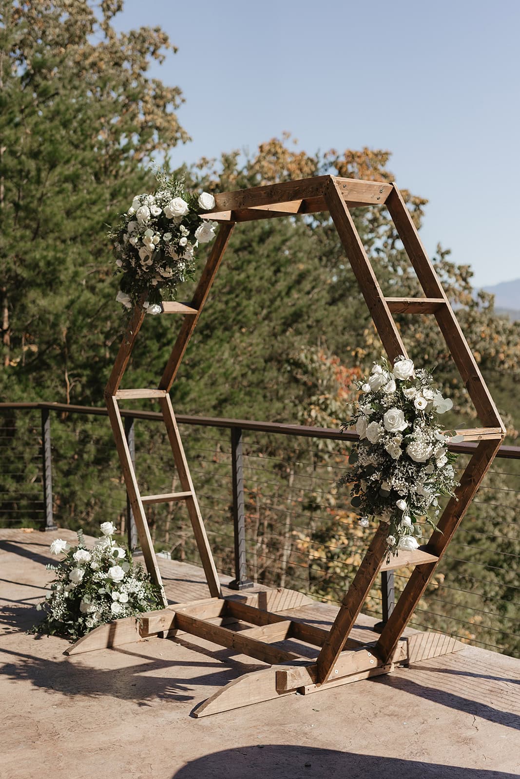 A Smoky Mountain Wedding with Cuban Food and a Packed Dance Floor – photo 8