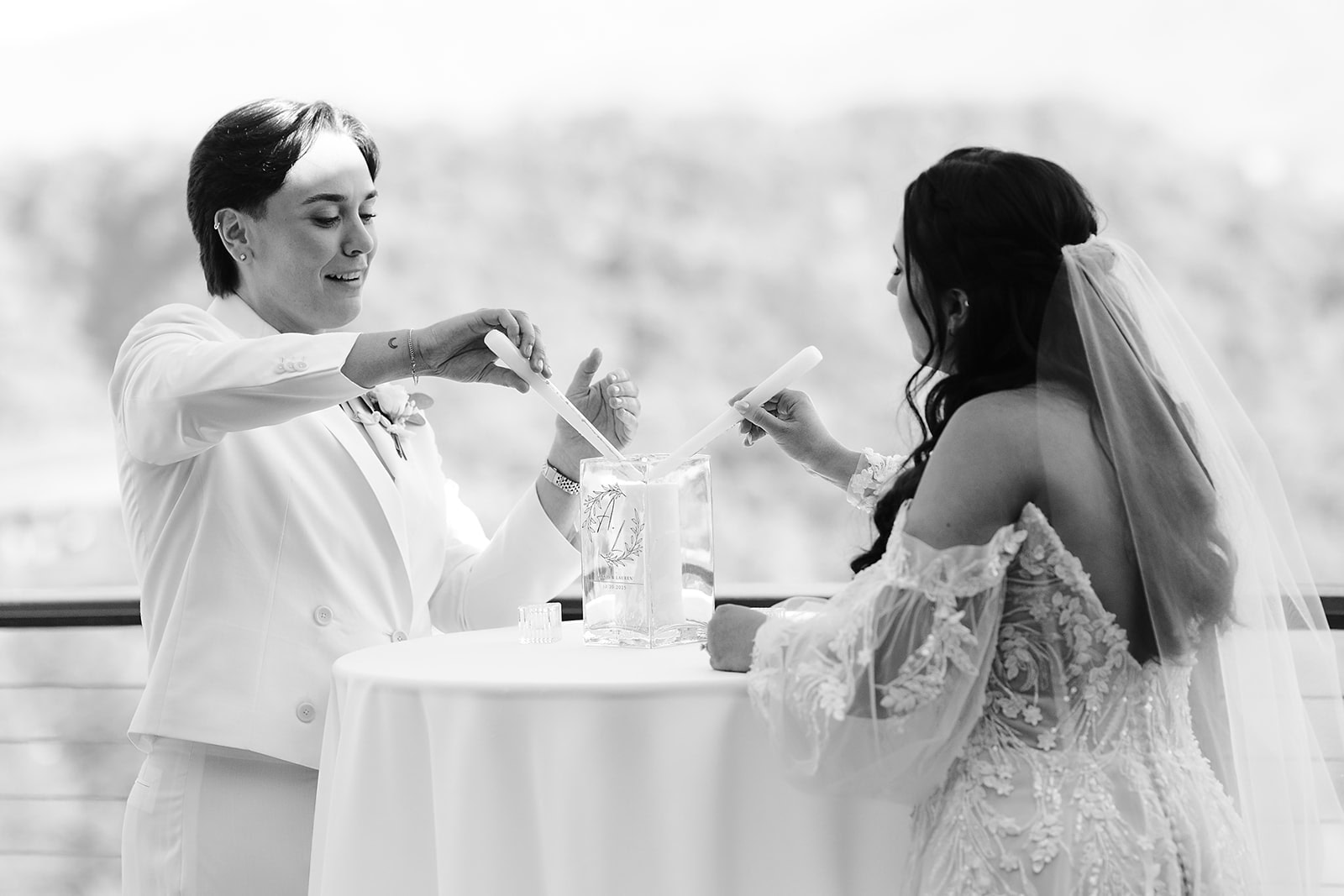 A Smoky Mountain Wedding with Cuban Food and a Packed Dance Floor – photo 11