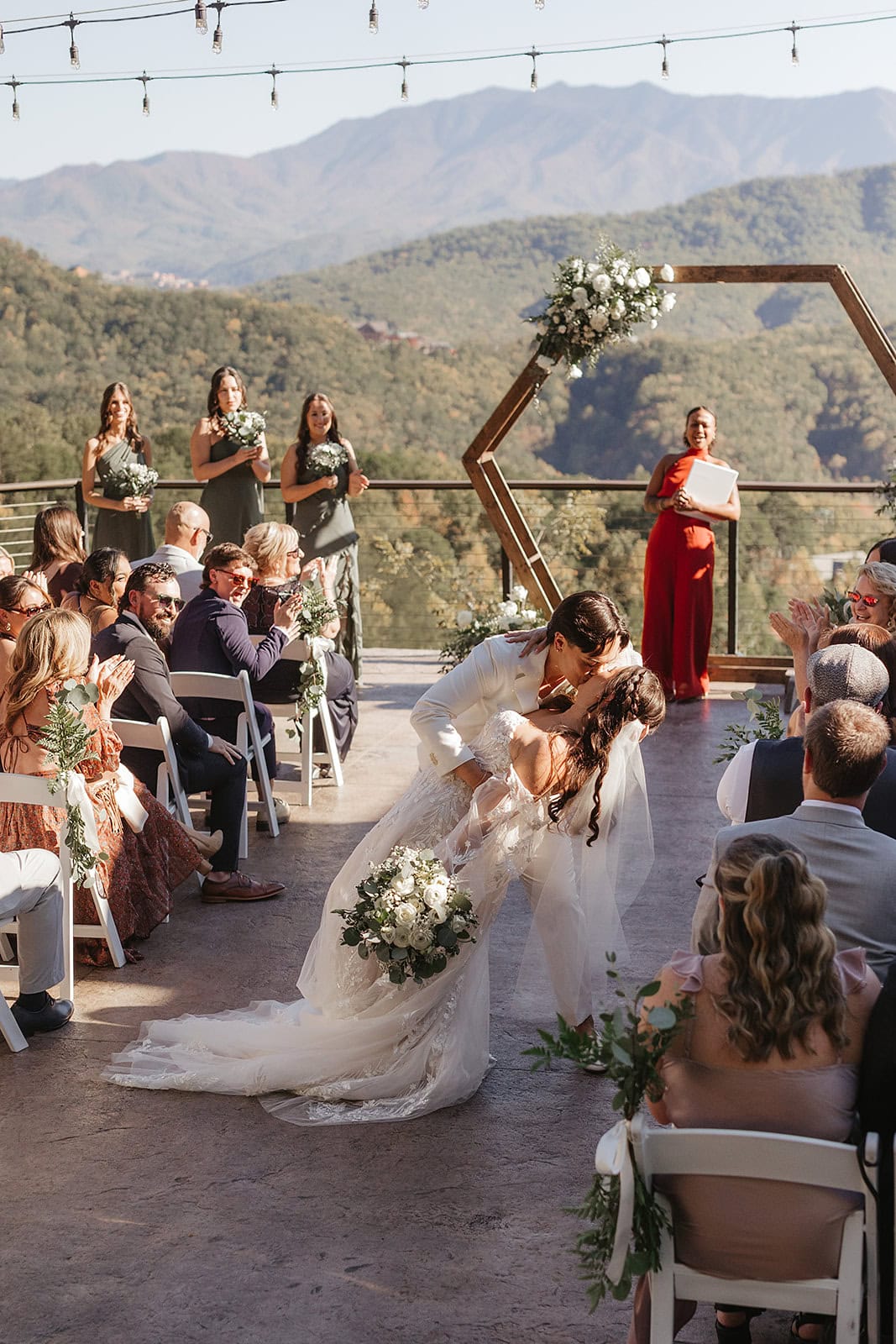 A Smoky Mountain Wedding with Cuban Food and a Packed Dance Floor – photo 13