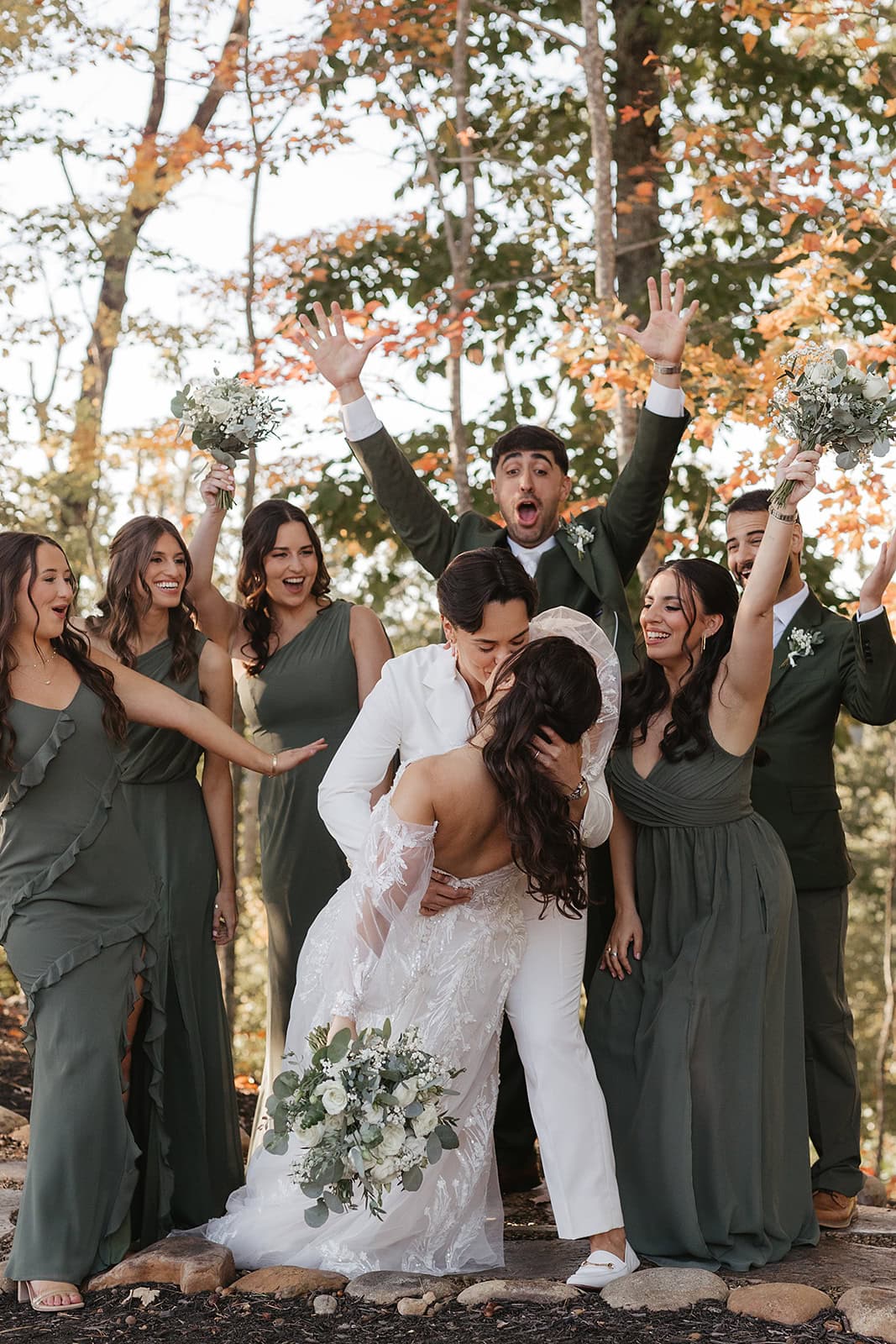 A Smoky Mountain Wedding with Cuban Food and a Packed Dance Floor – photo 14