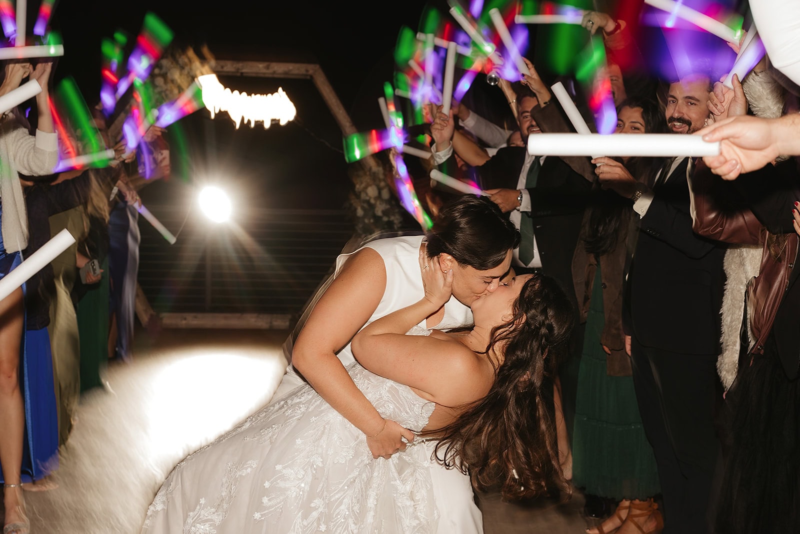 A Smoky Mountain Wedding with Cuban Food and a Packed Dance Floor – photo 31
