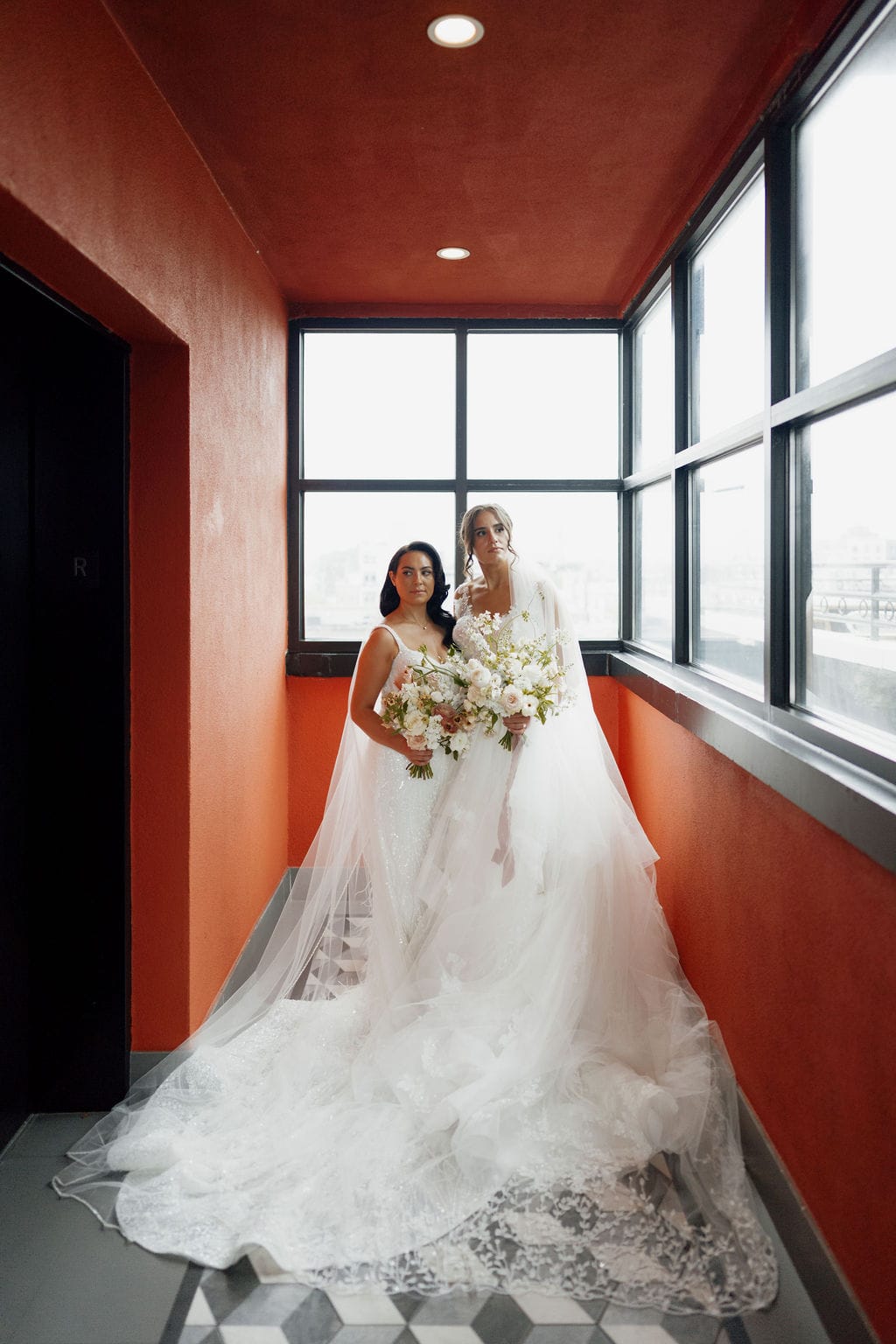 A Brooklyn Wedding with Jewish and Italian Family Traditions – photo 13