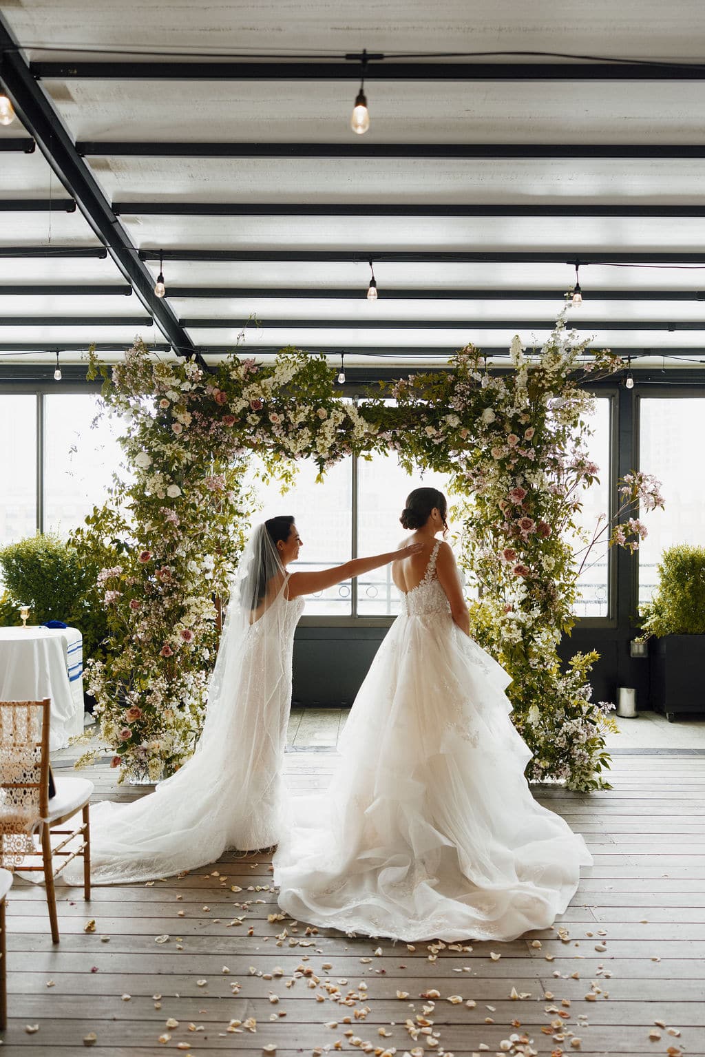 A Brooklyn Wedding with Jewish and Italian Family Traditions – photo 11
