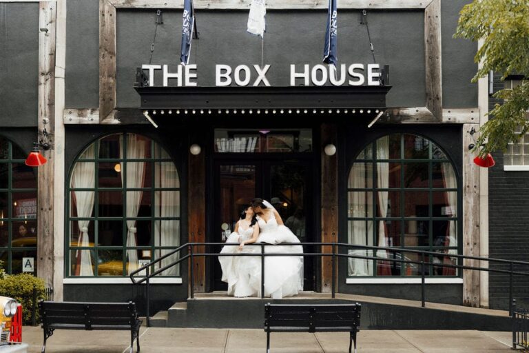 A Brooklyn Wedding with Jewish and Italian Family Traditions