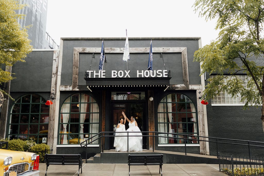 A Brooklyn Wedding with Jewish and Italian Family Traditions – photo 17