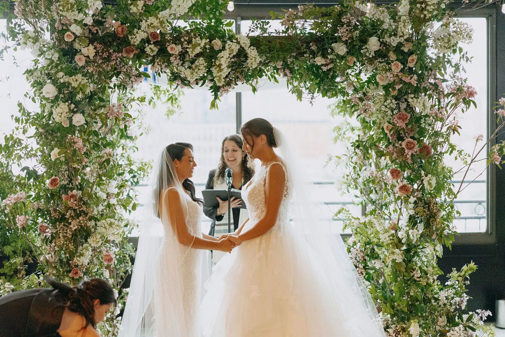 A Brooklyn Wedding with Jewish and Italian Family Traditions – photo 3