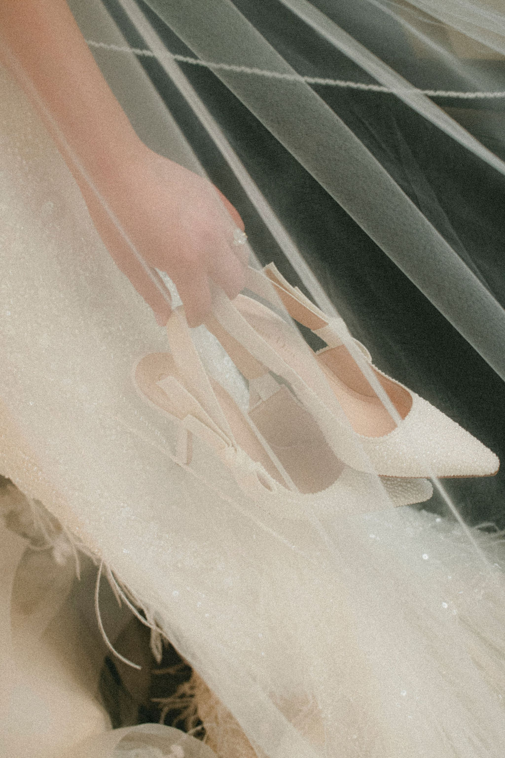A Brooklyn Wedding with Jewish and Italian Family Traditions – photo 42