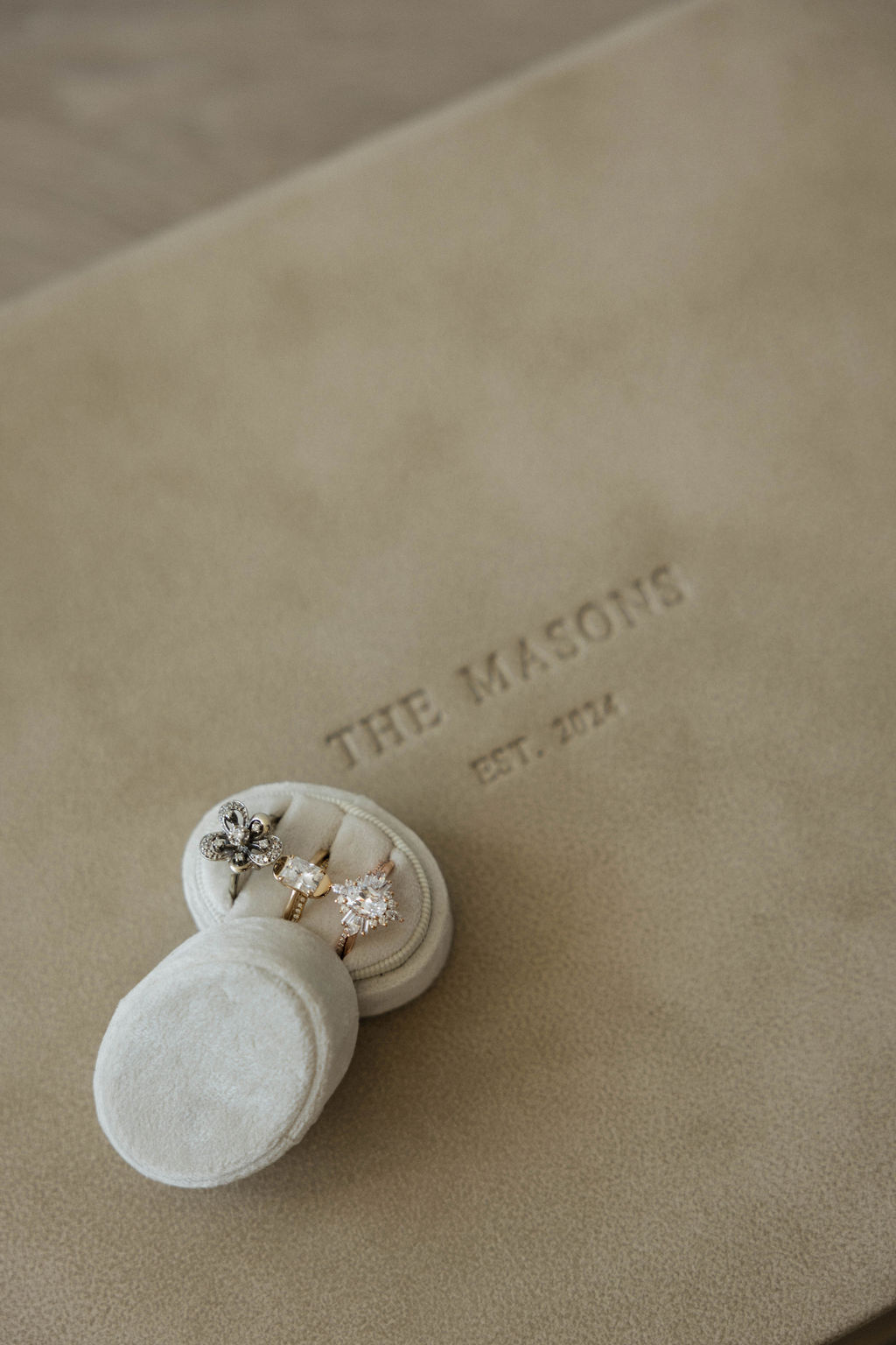 Pizza, Playlists, and a DIY Indiana Wedding – photo 2