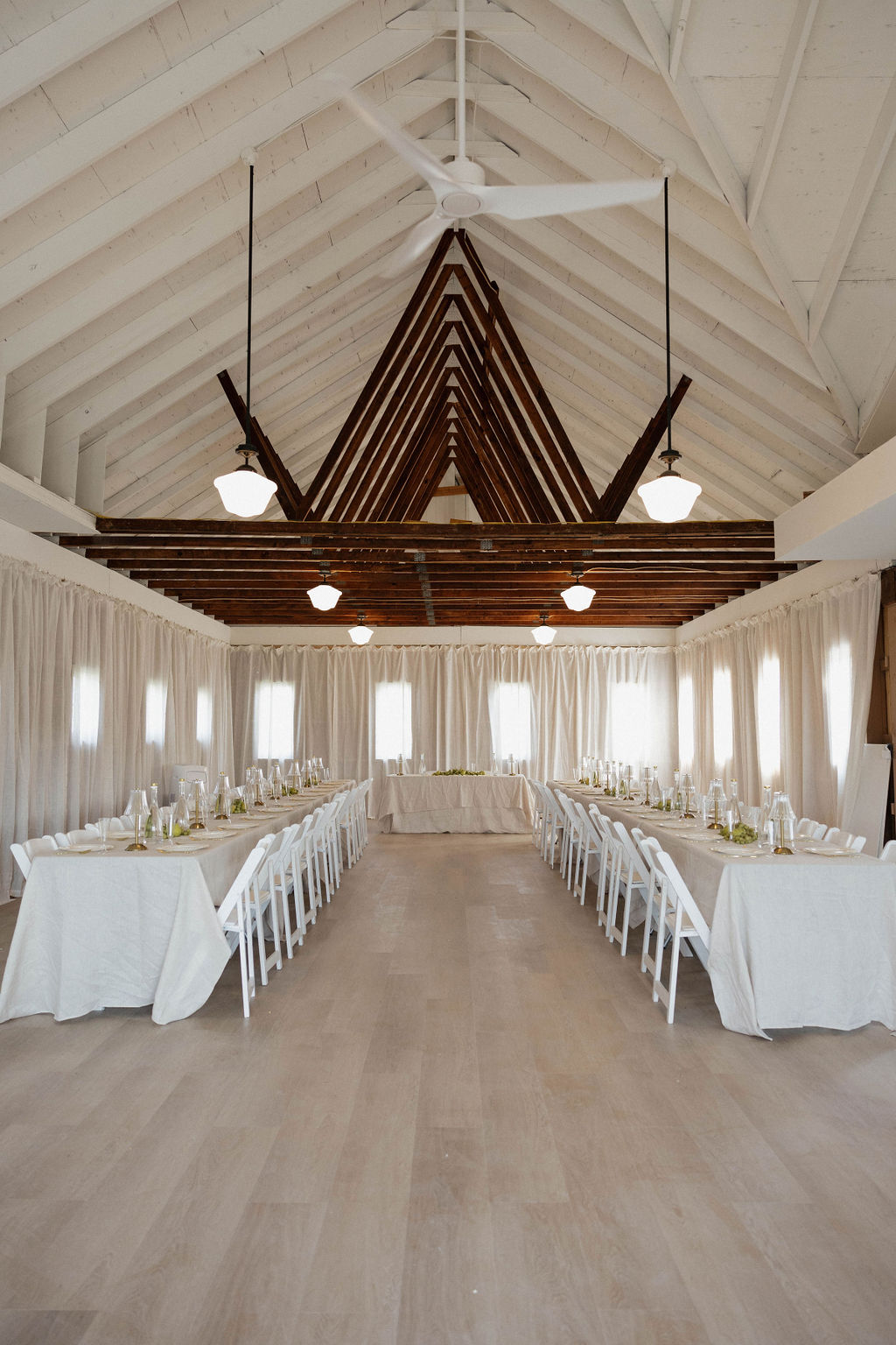 Pizza, Playlists, and a DIY Indiana Wedding – photo 3